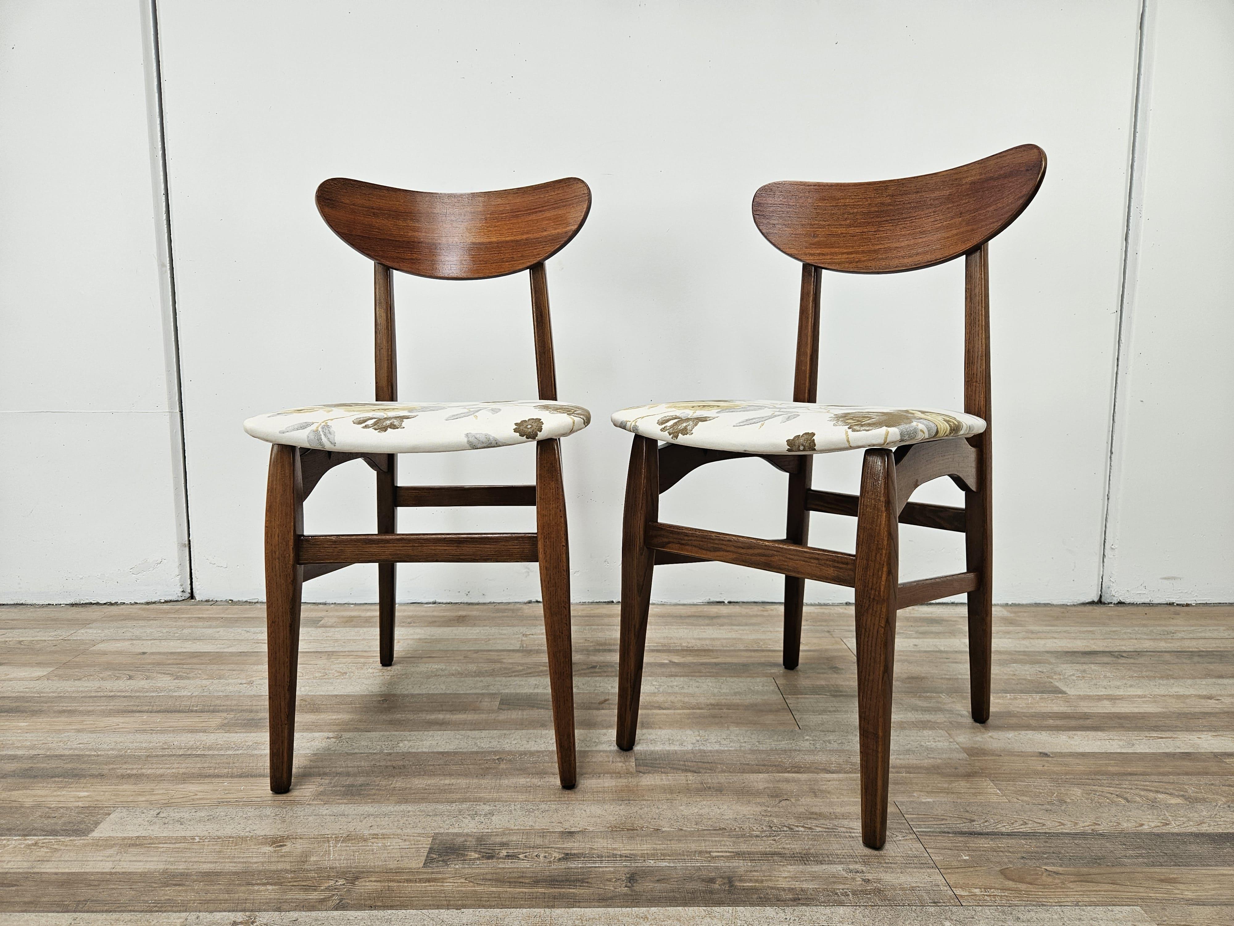 Esszimmerstühle aus Teakholz der siebziger Jahre im skandinavischen Design im Zustand „Gut“ im Angebot in Premariacco, IT