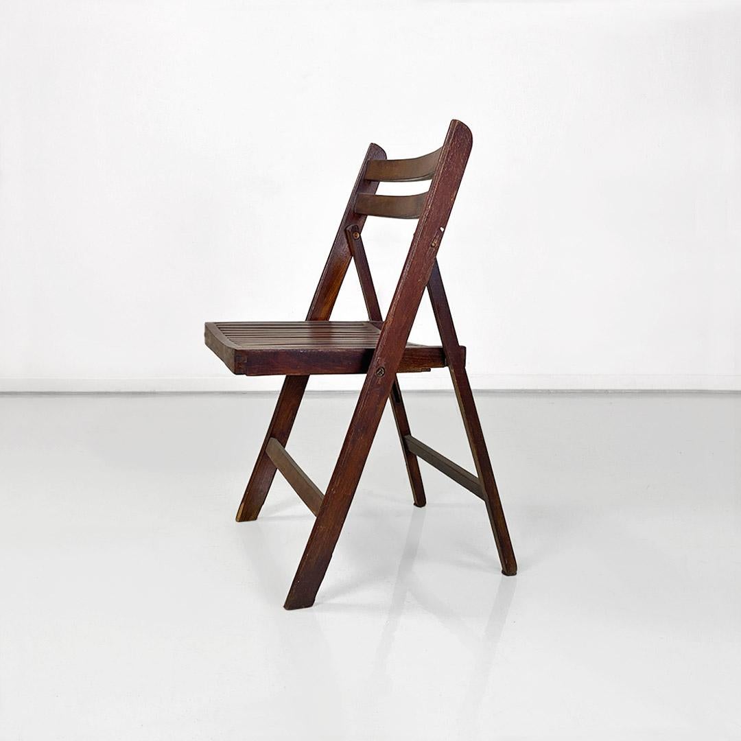 Folding chairs, Italian modernism, solid teak wood, ca. 1960. In Good Condition For Sale In MIlano, IT