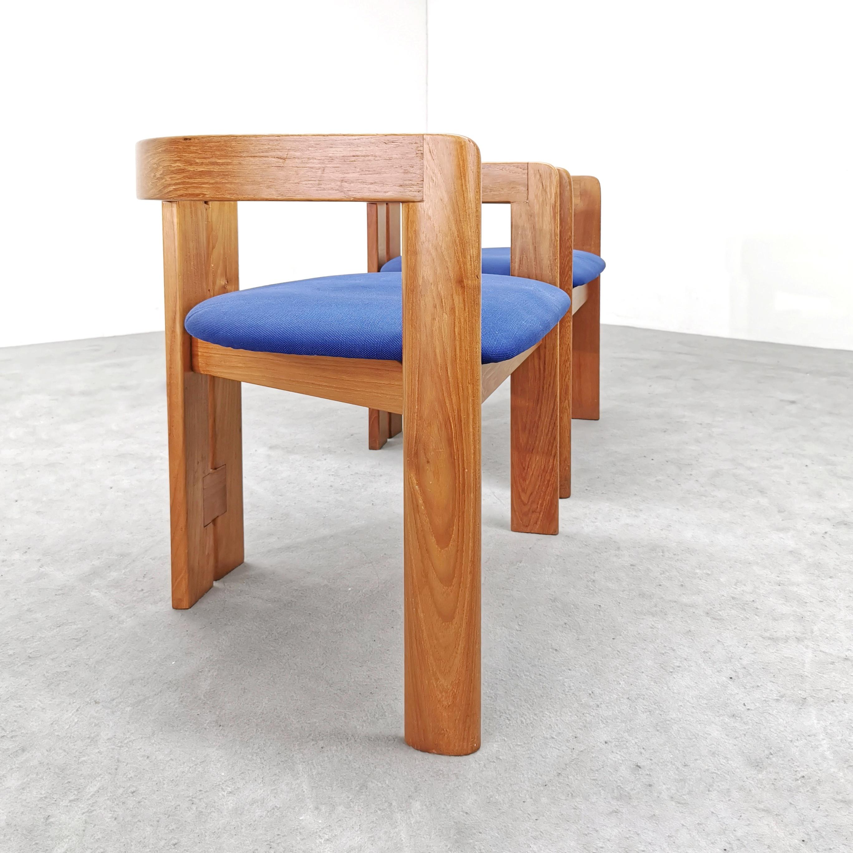Italian Pigreco armchairs Tobia Scarpa for Gavina 1960's For Sale