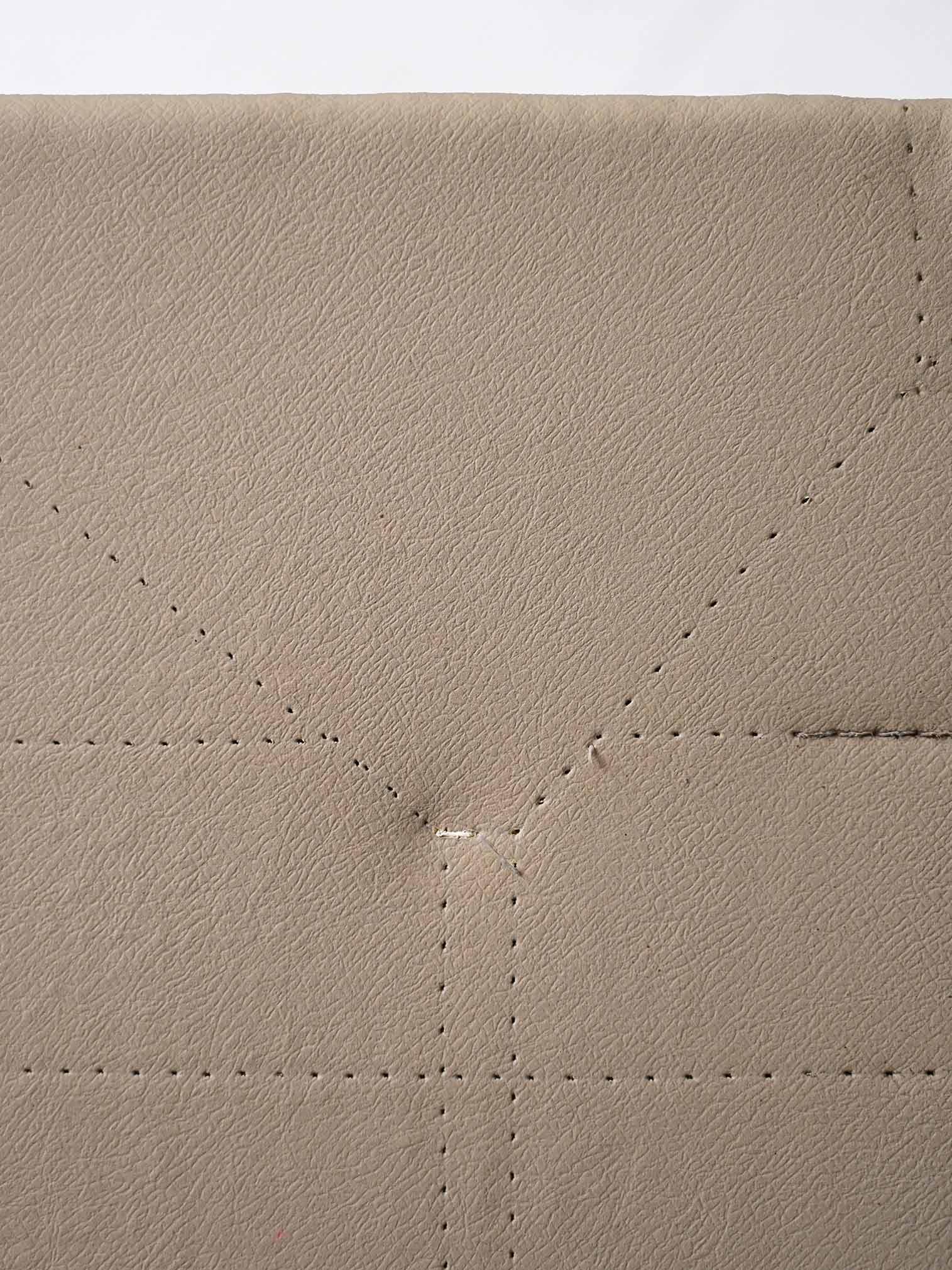 Sedie scandinave in legno e pelle Cuero en venta