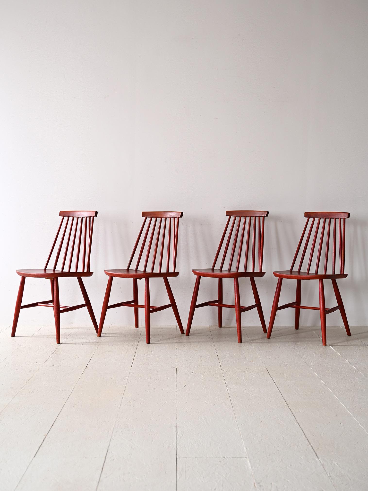 Scandinavian vintage red chairs In Good Condition For Sale In Brescia, IT