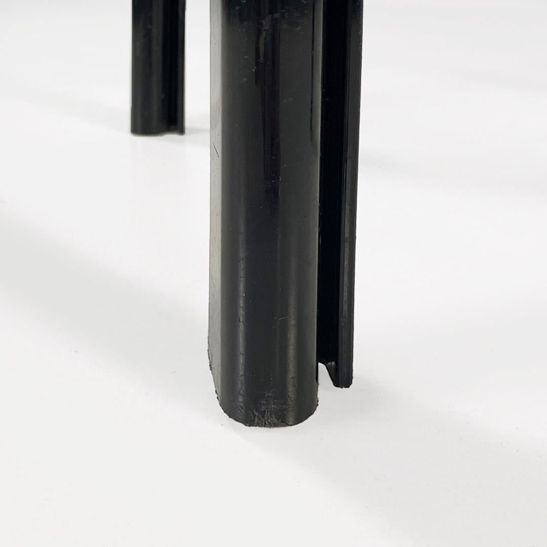 Sedie Selene italiane, plastica nera lucida, Vico Magistretti per Artemide 1960s For Sale 7