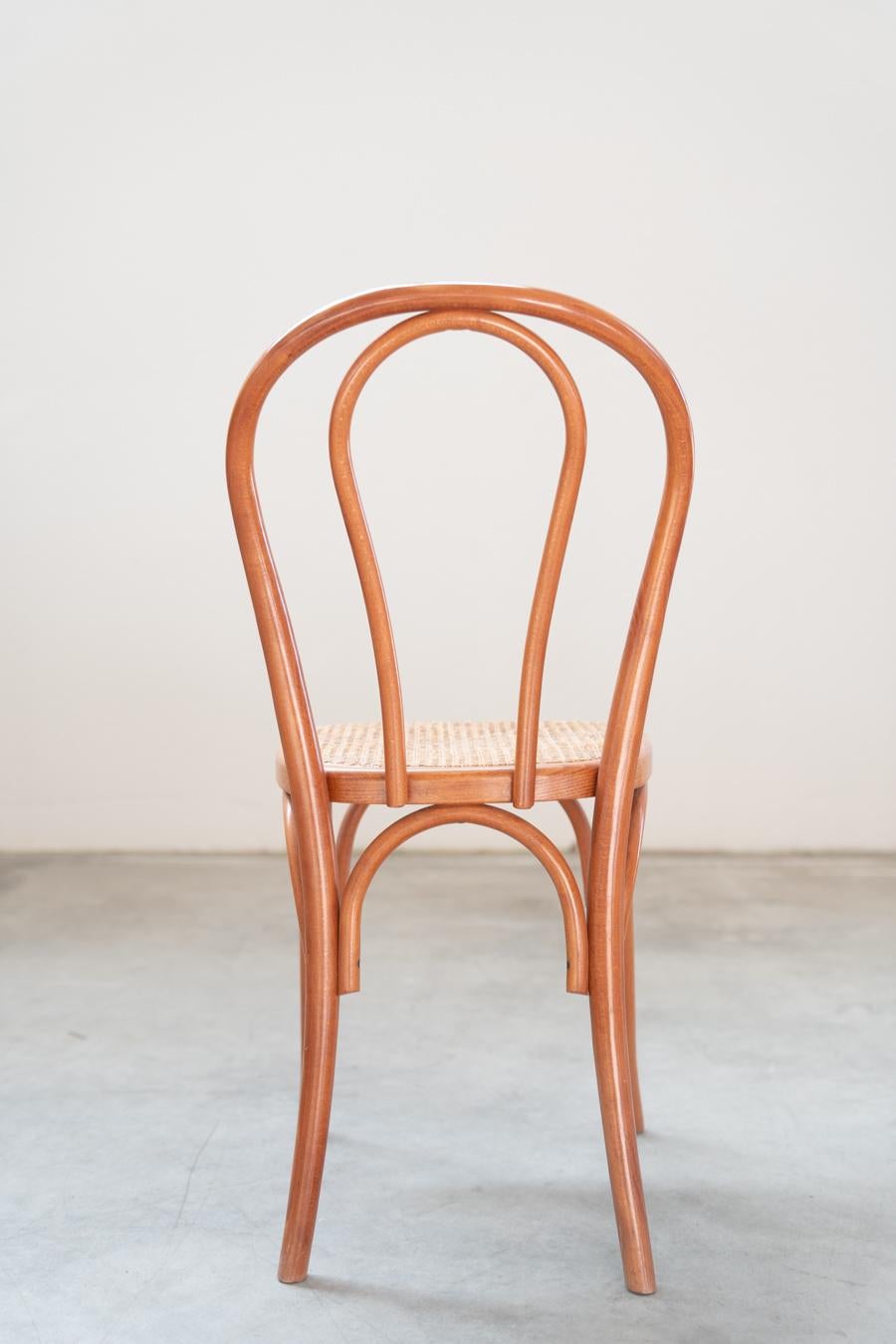 Sedie stile Thonet, in legno di faggio curvato e seduta in paglia, nr 34 totale For Sale 6