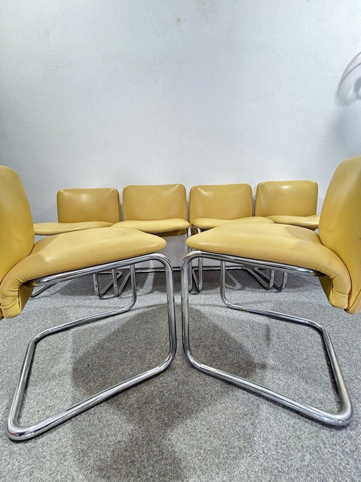 Vintage Chairs in Chrome Plated Steel 1970s Set of 6 For Sale 6