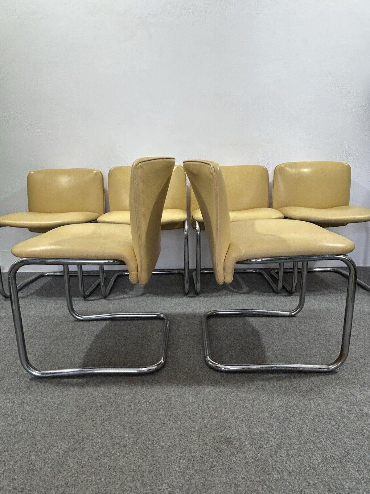 Late 20th Century Vintage Chairs in Chrome Plated Steel 1970s Set of 6 For Sale