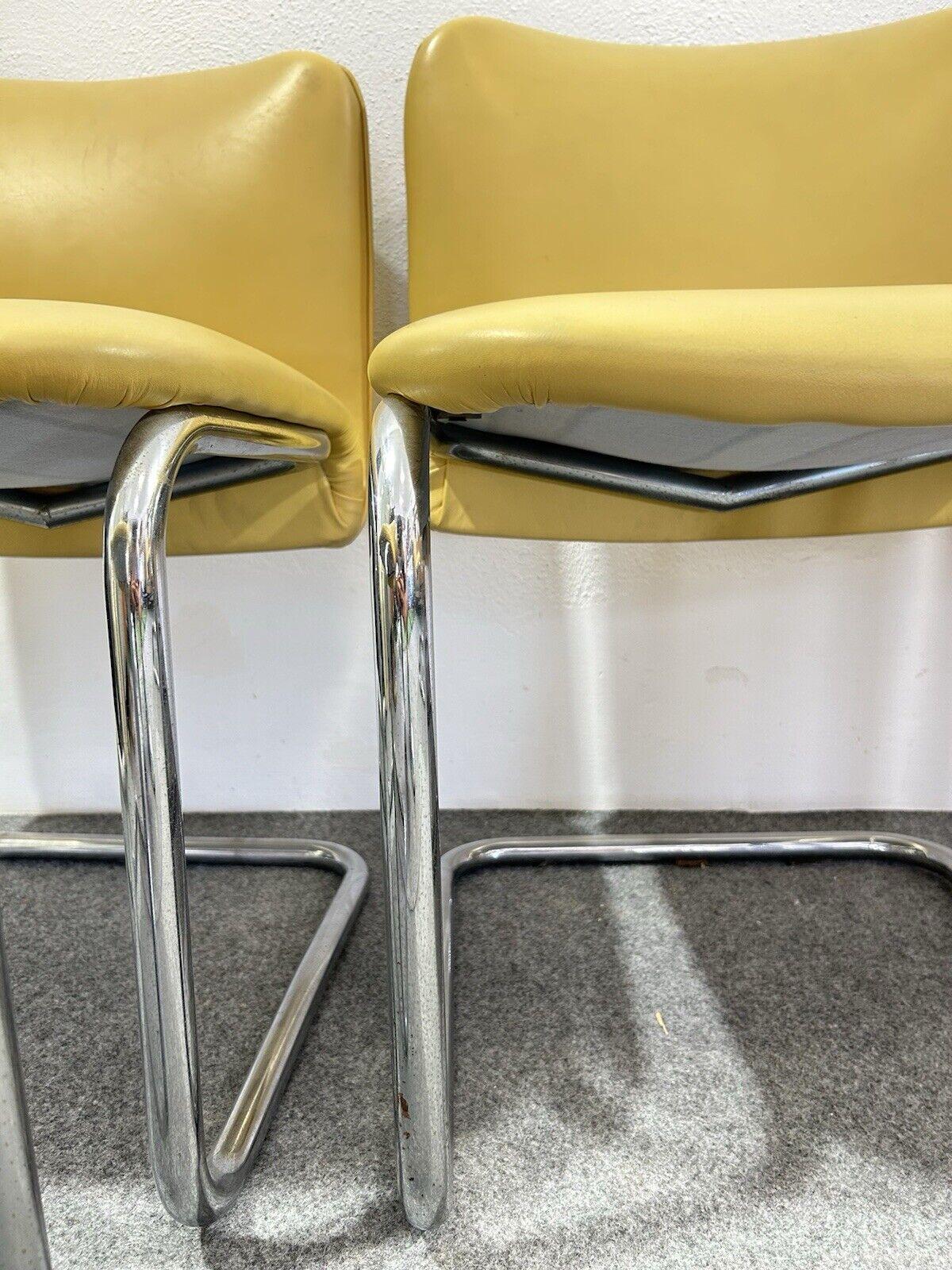 Vintage Chairs in Chrome Plated Steel 1970s Set of 6 For Sale 4