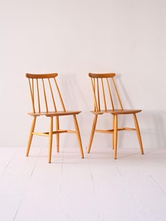 Chaises vintage scandinaves