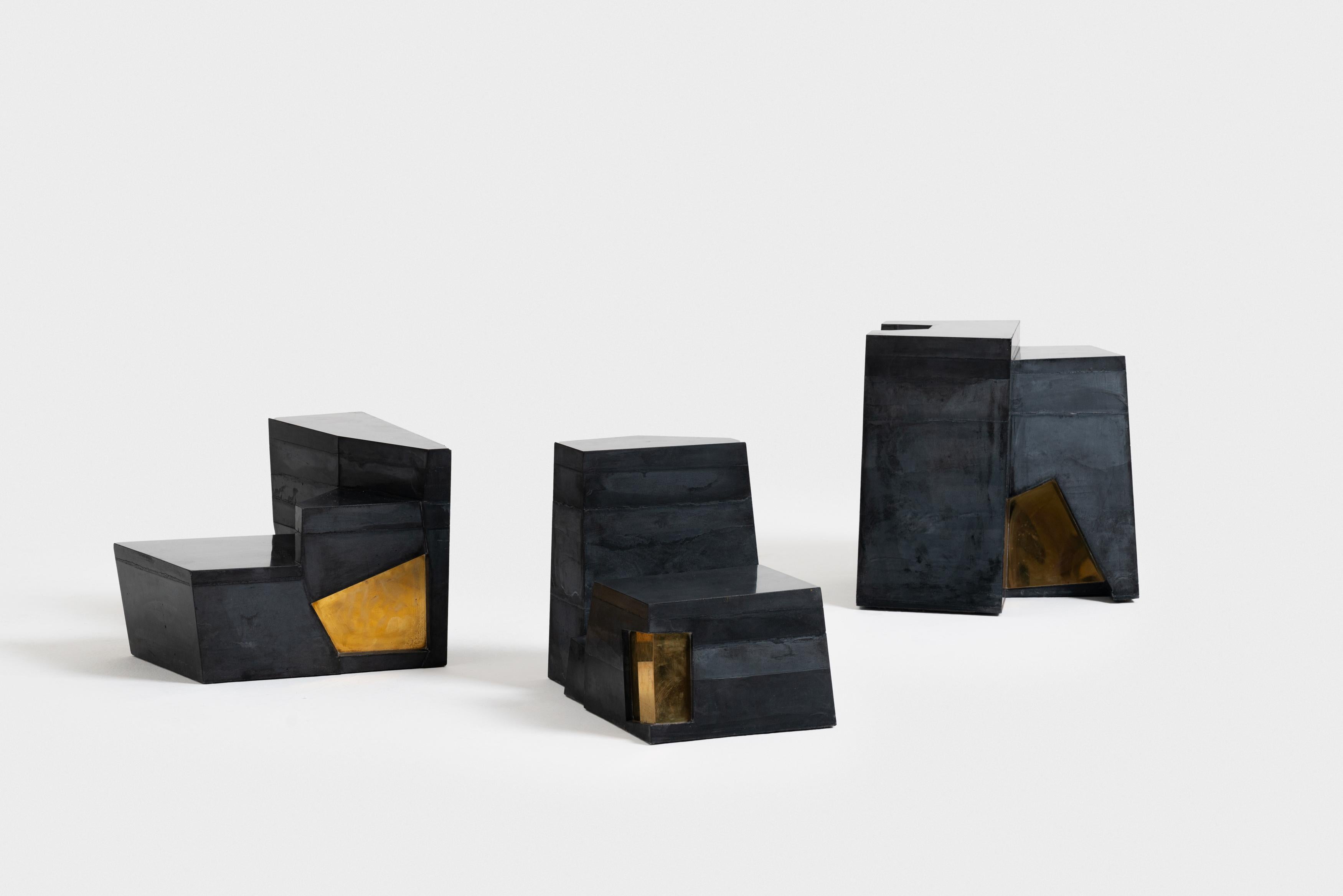 Italian Sedimento 1.2 coffee table in pigmented concrete and brass by Duccio Maria Gambi For Sale