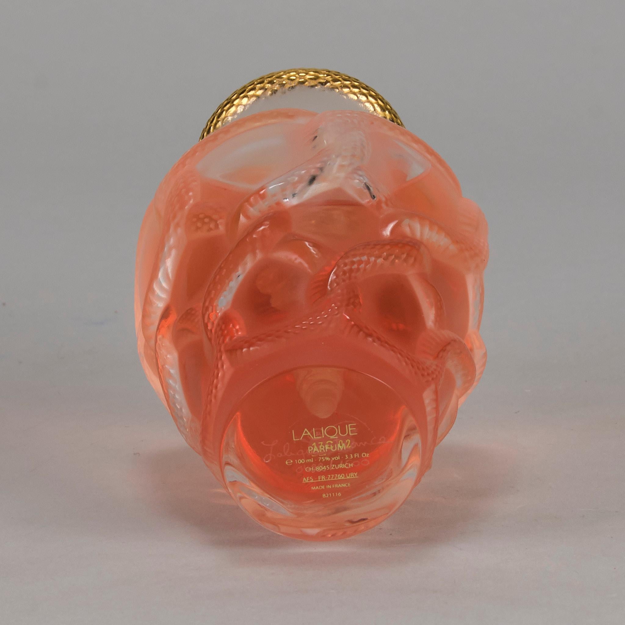 Contemporary Frosted Glass Perfume Bottle entitled 'Séduction' by Lalique For Sale 2