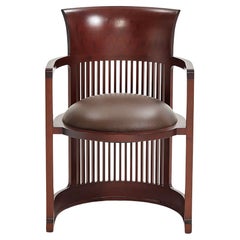 Barrel chair von Frank Lloyd Wright aus dem Jahr 1937, hergestellt von Cassina 1986