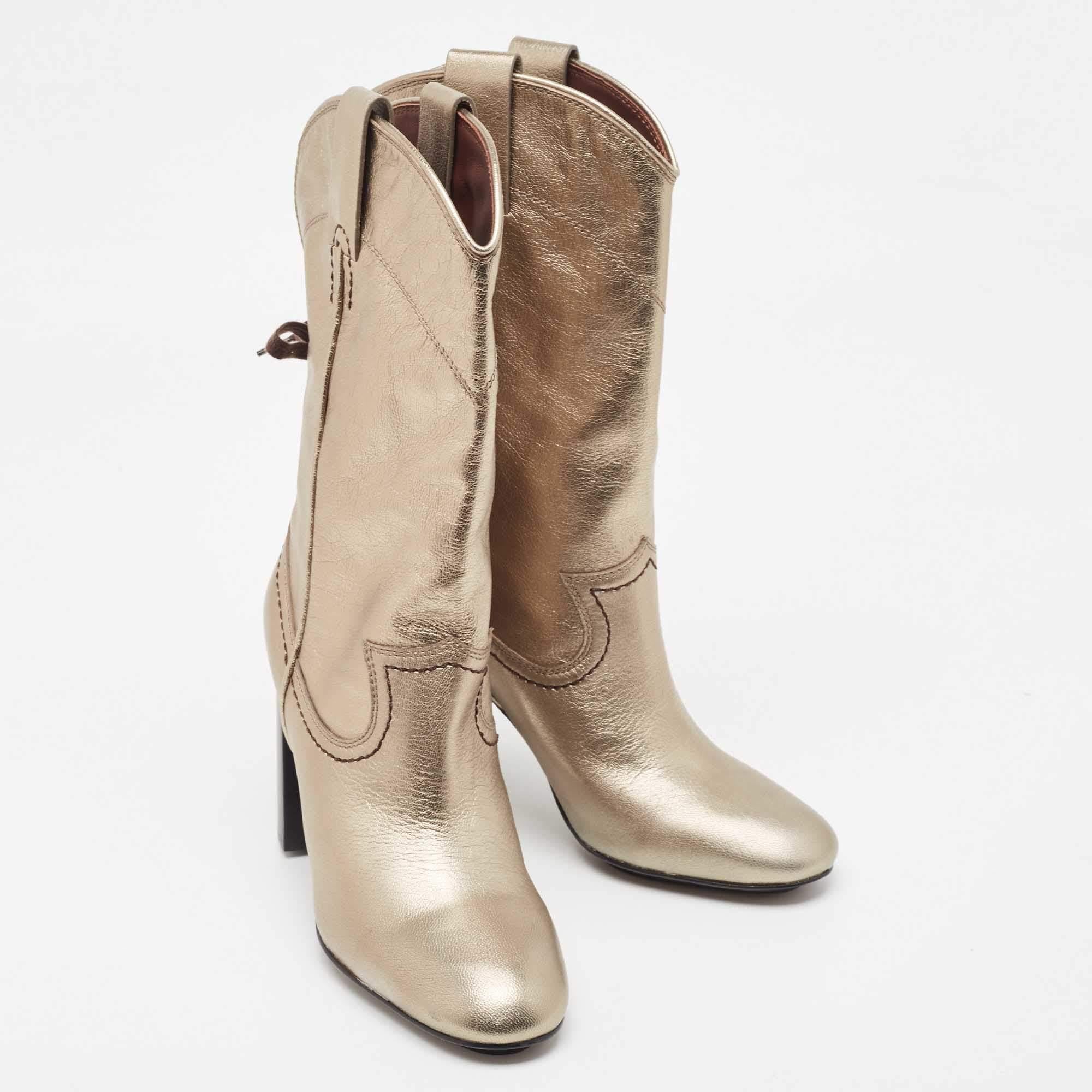 See by Chloe Gold Leather Ankle Boots Size 38 In Excellent Condition In Dubai, Al Qouz 2