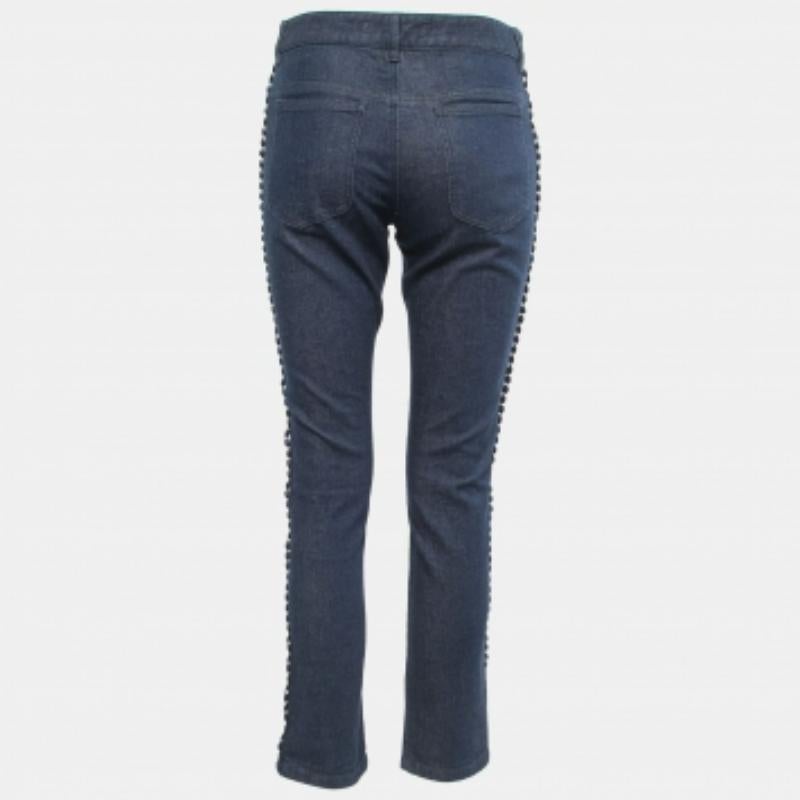 I jeans dal taglio impeccabile sono un punto fermo di un guardaroba ben curato. Questi jeans firmati sono finemente cuciti per darti il look desiderato e un comfort che dura tutto il giorno.