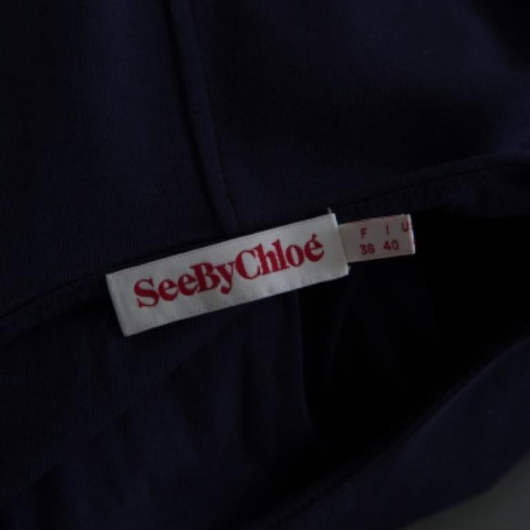 See By Chloe Bleu marine Robe en jersey à manches en dentelle contrastée S Bon état - En vente à Dubai, Al Qouz 2