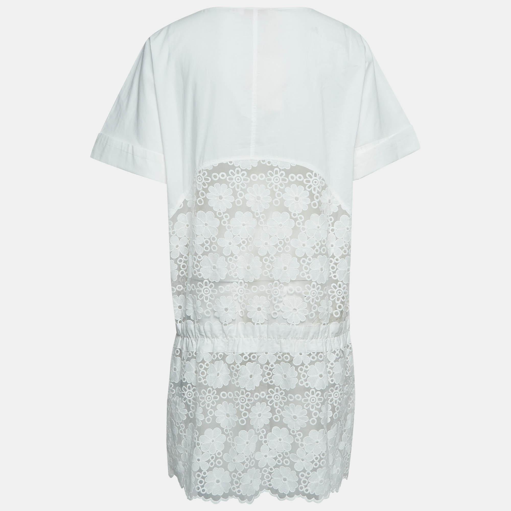 Refresh your summer wardrobe by adding this beautiful dress from See by Chloé. Creatively made and featuring a poised style, this dress will make you look absolutely elegant. 