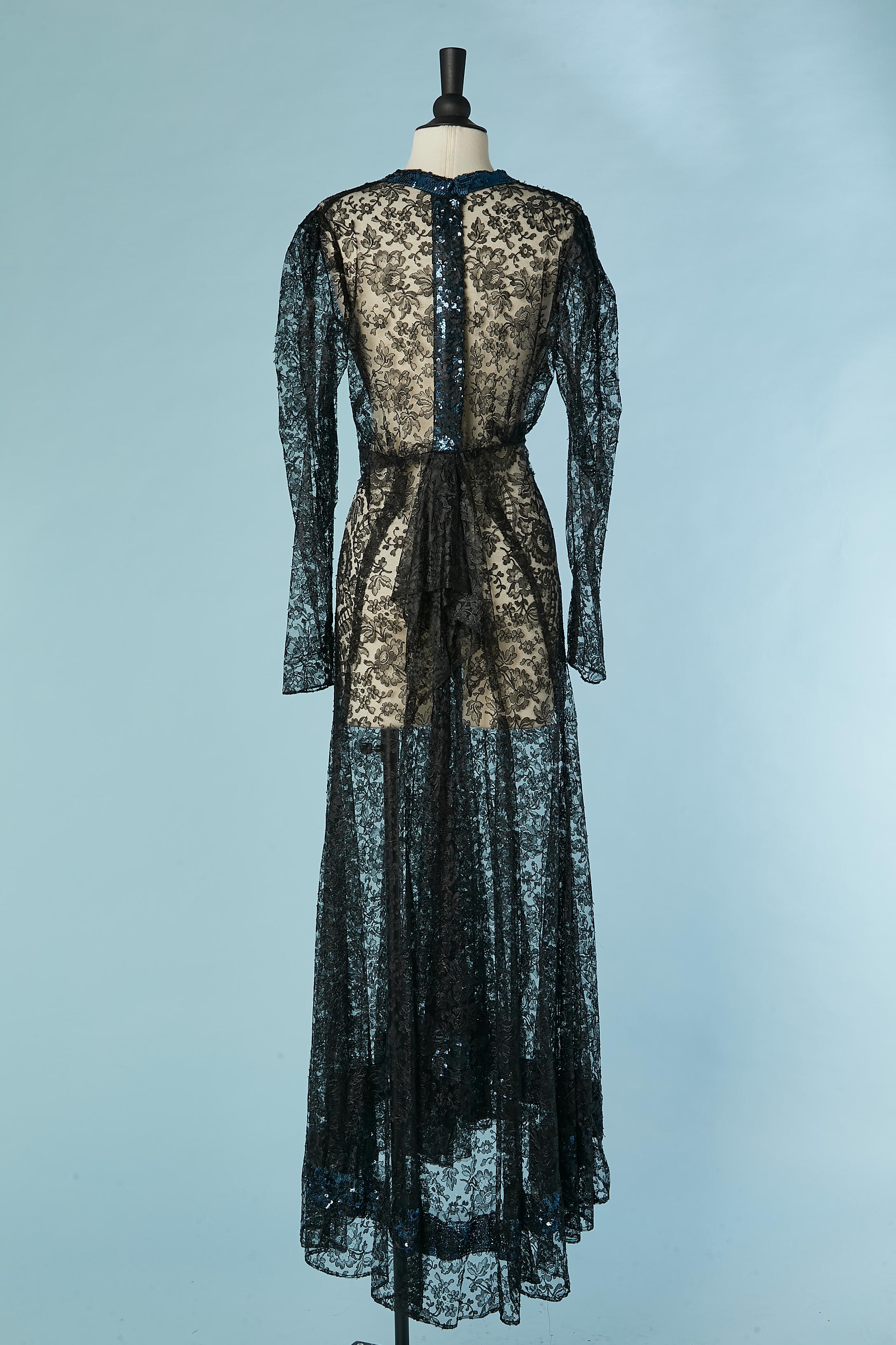 See-through black lace evening dress with blue sequin embellishement Circa 1930' For Sale 3