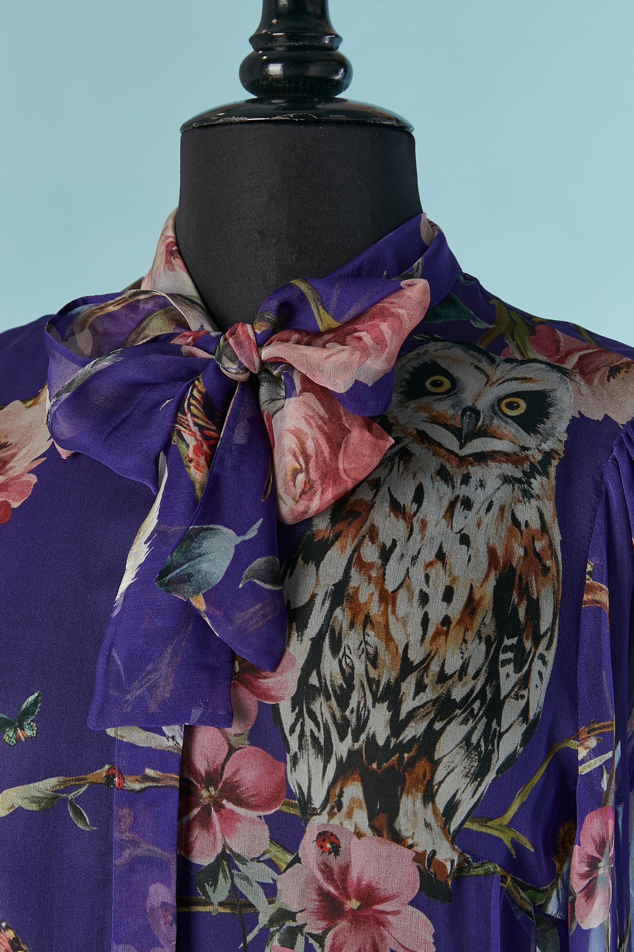 Camicia in seta stampata See One con papillon. Chiusura con bottoni nascosti e asole sul centro davanti e sui polsini. 
TAGLIA 38 (Fr) M 