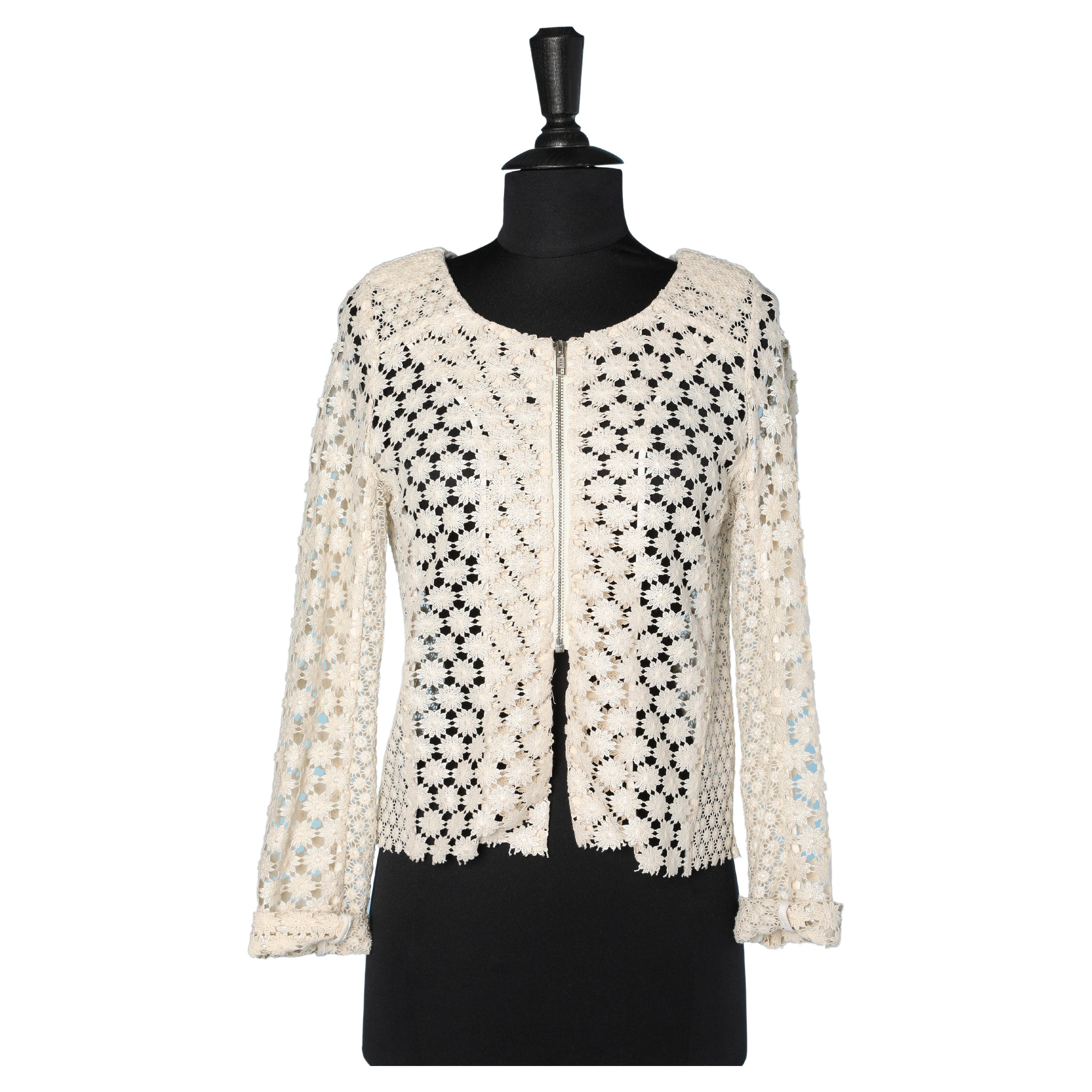 See-through white guipure lace jacket with zip in the middle front 