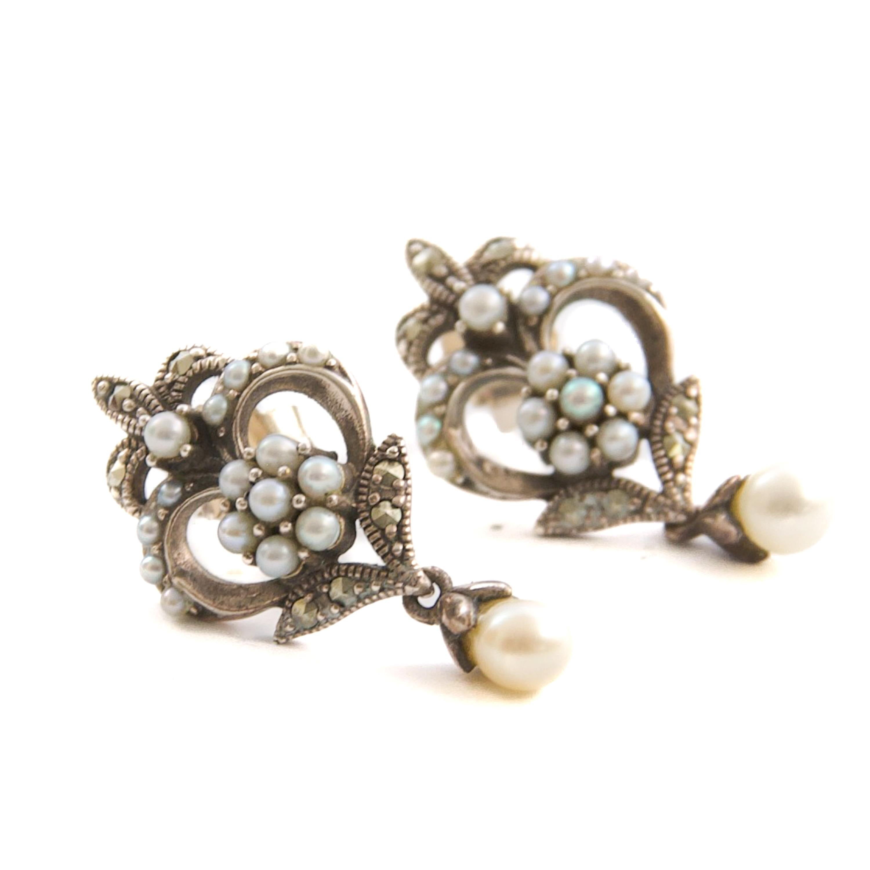 Seed Pearl and Marcasite Fleur-de-Lis Silver Drop Earrings In Good Condition For Sale In Rotterdam, NL