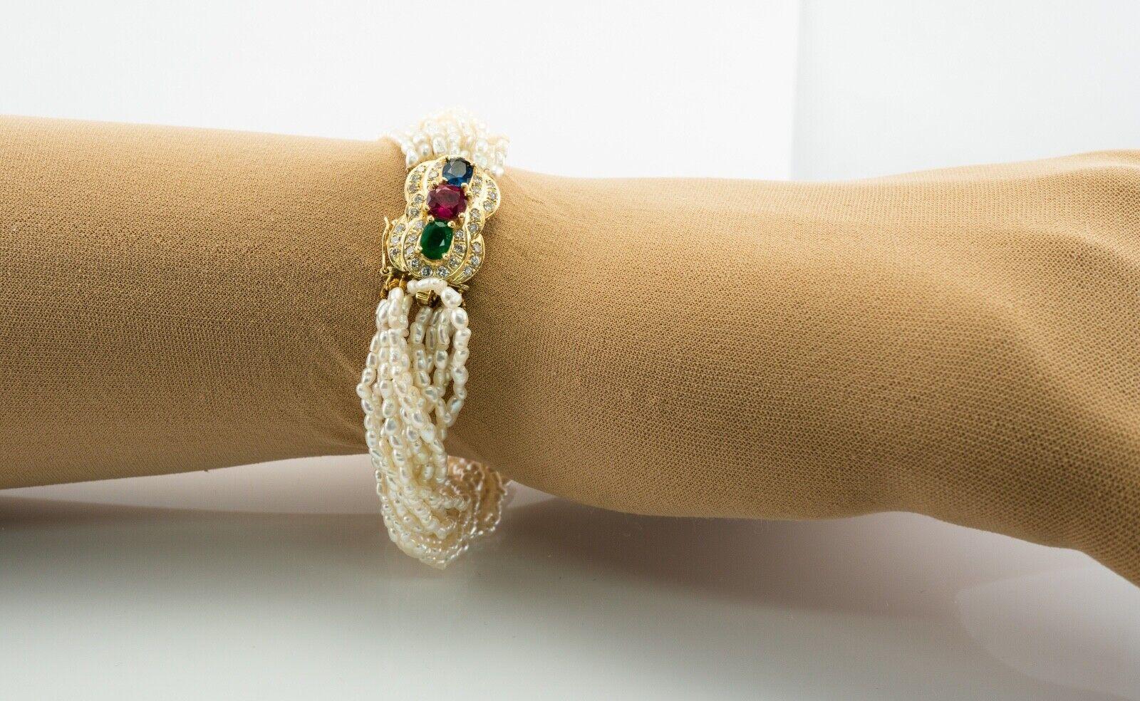 Bracciale con perle e rubini e zaffiri Smeraldo e diamanti in oro 14K in vendita 3