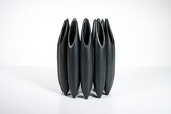 Seed Pod Vase, Slate Black