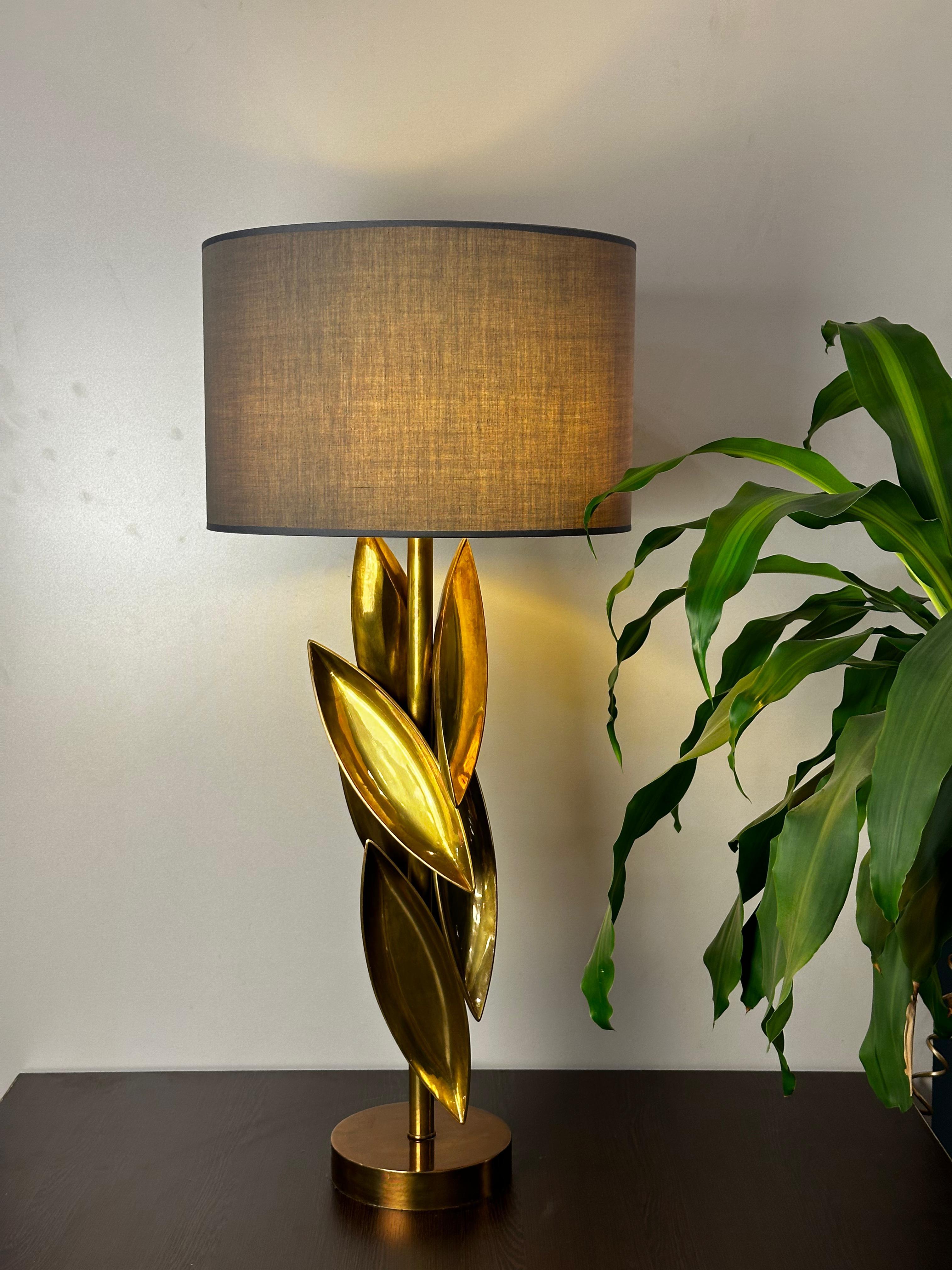 Seed Table Lamp  - Brass Table Lamp For Sale 7