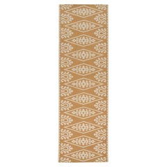 Seema Indoor/Outdoor Rug in Ochre, 3x10'