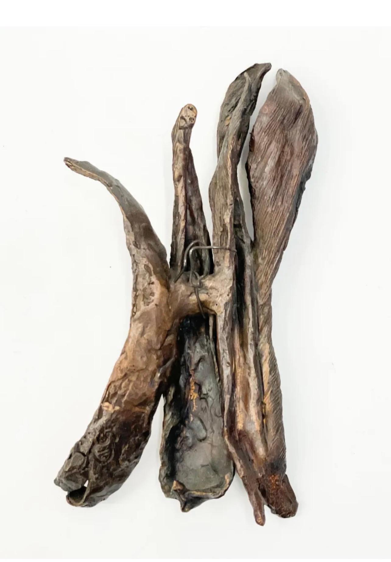 Wandmontierte abstrakte, strukturierte, organische Husk-Skulptur aus Bronzeguss, Seena Donneson im Angebot 2