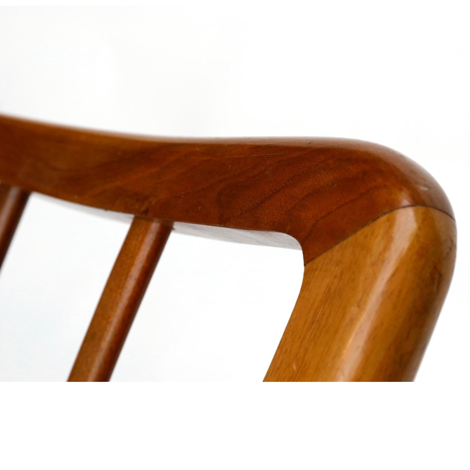 Seette Bench Seat Attributed to Josef Frank, Walnut Wood, Thonet, 1940 4