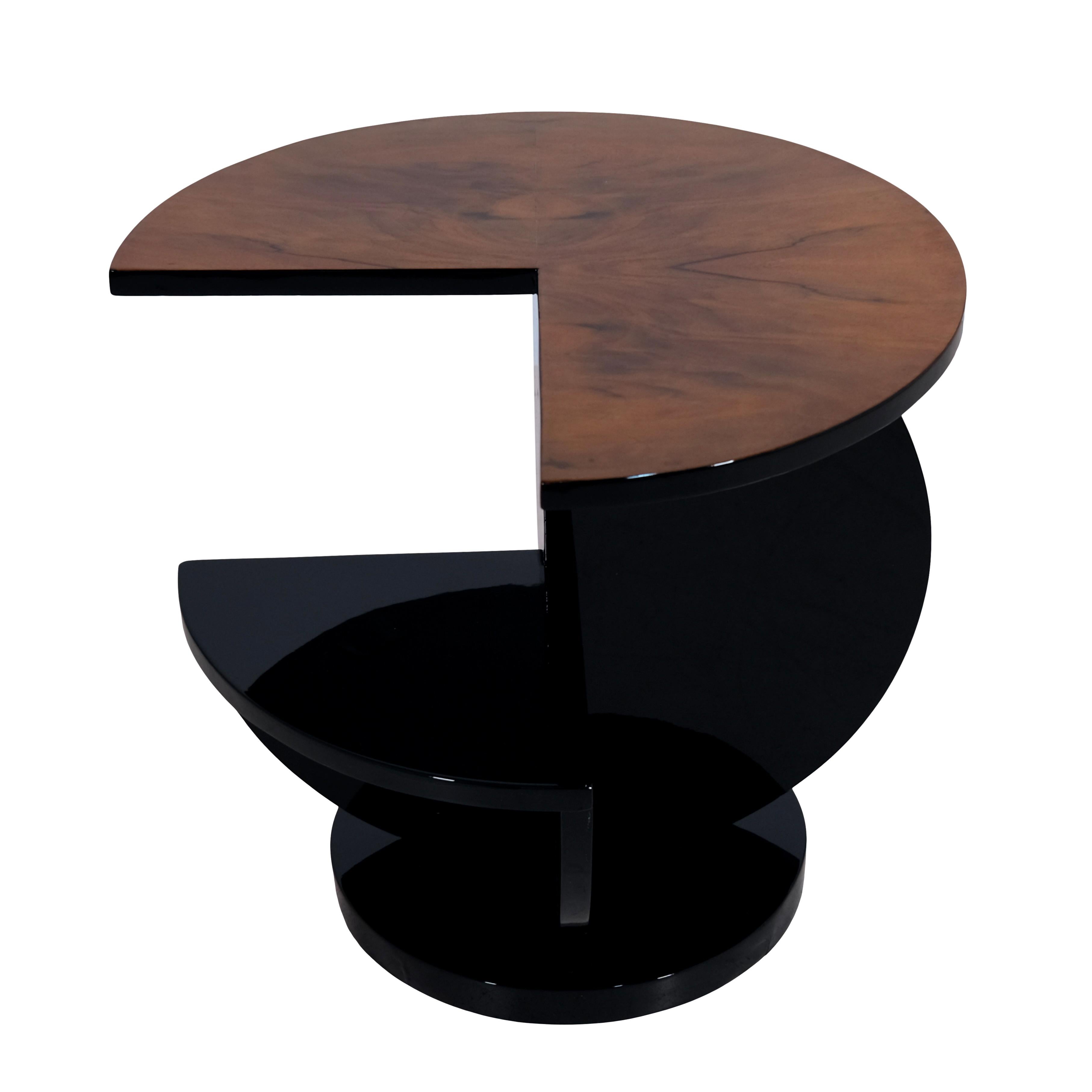 Lacquered Segmented 1930s French Art Deco Side Table in High Gloss Black and Nutwood For Sale