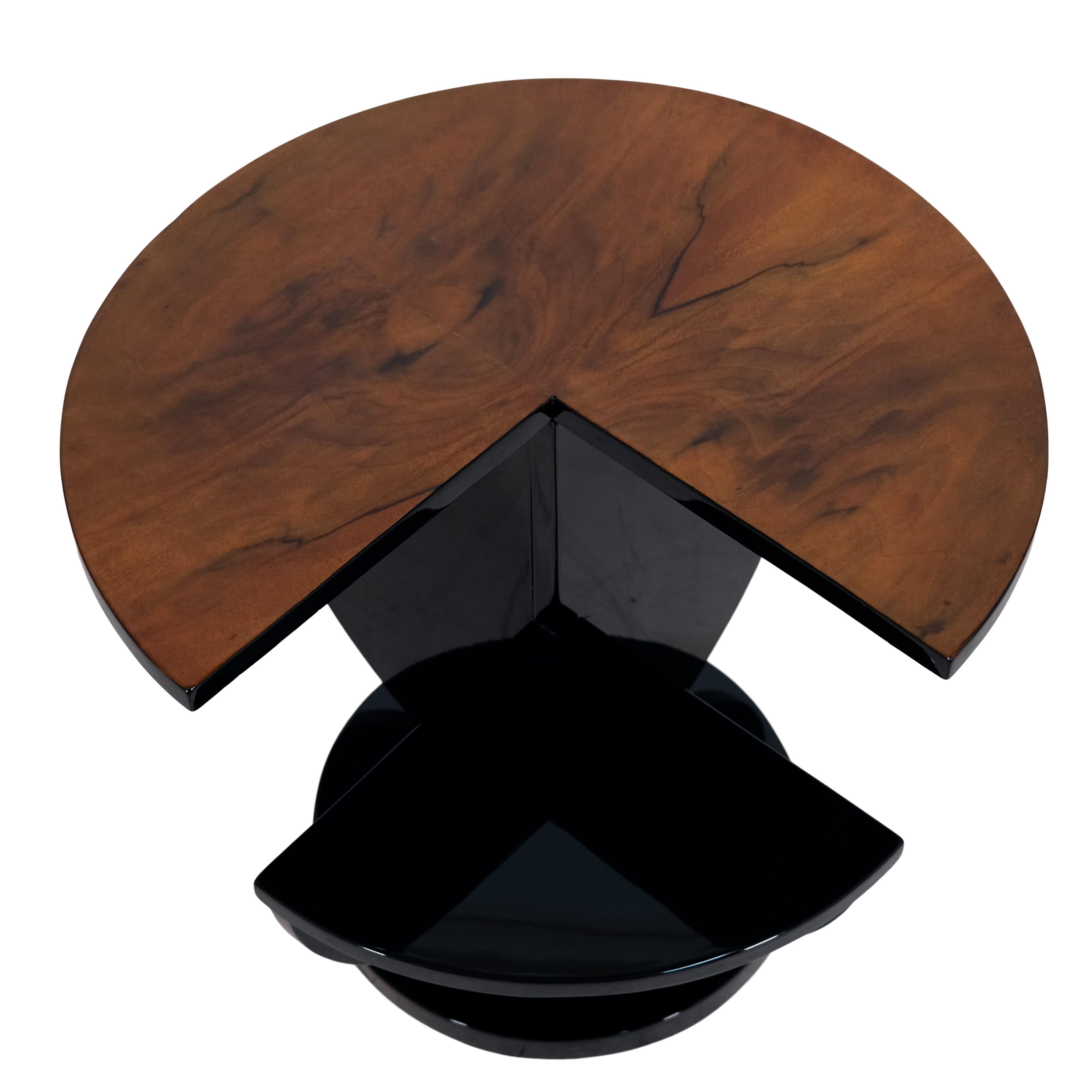 Mid-20th Century Segmented 1930s French Art Deco Side Table in High Gloss Black and Nutwood For Sale