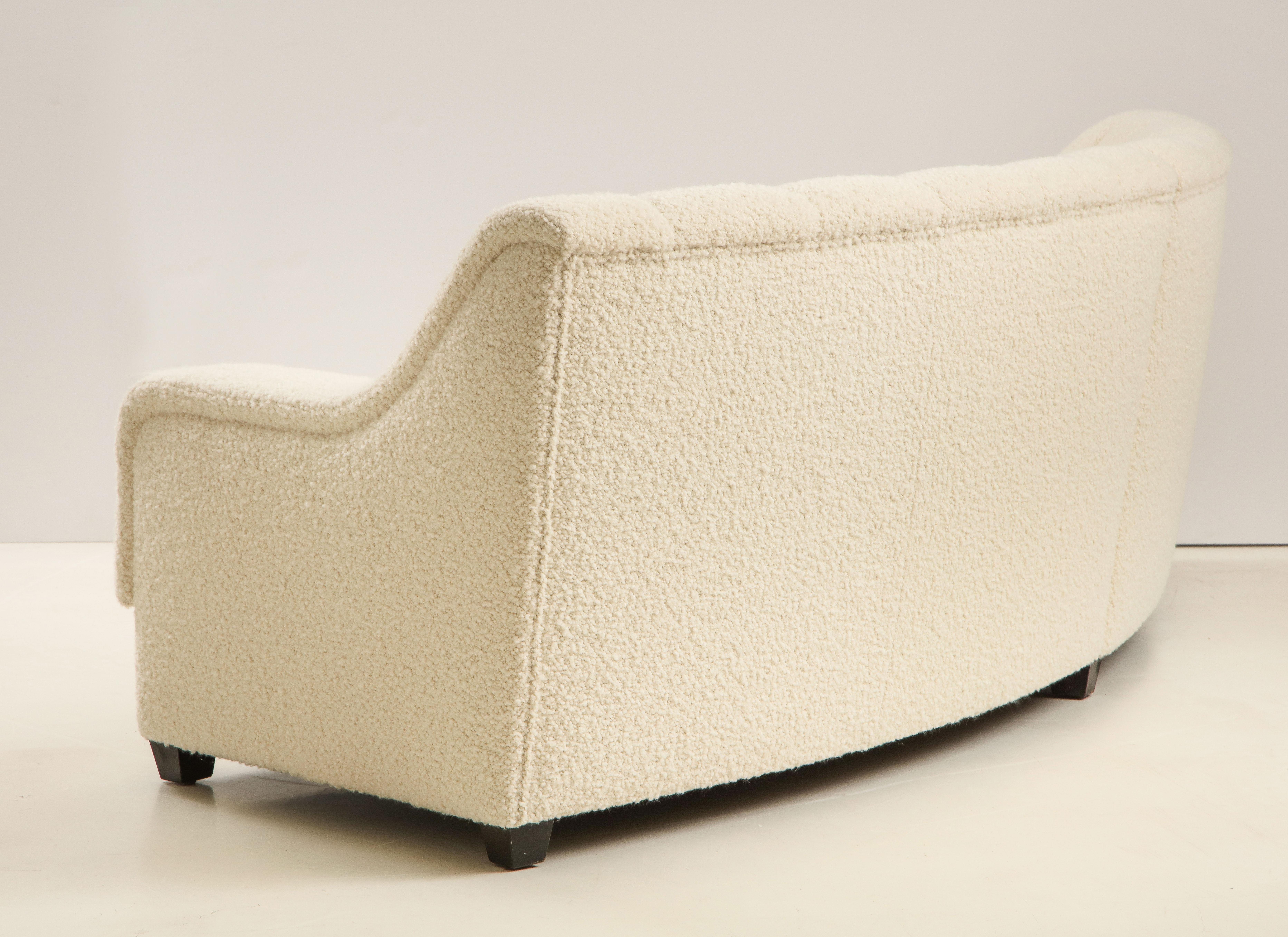Segmented Curved Sofa in the Style of De Sede in Ivory Boucle, Italy 2