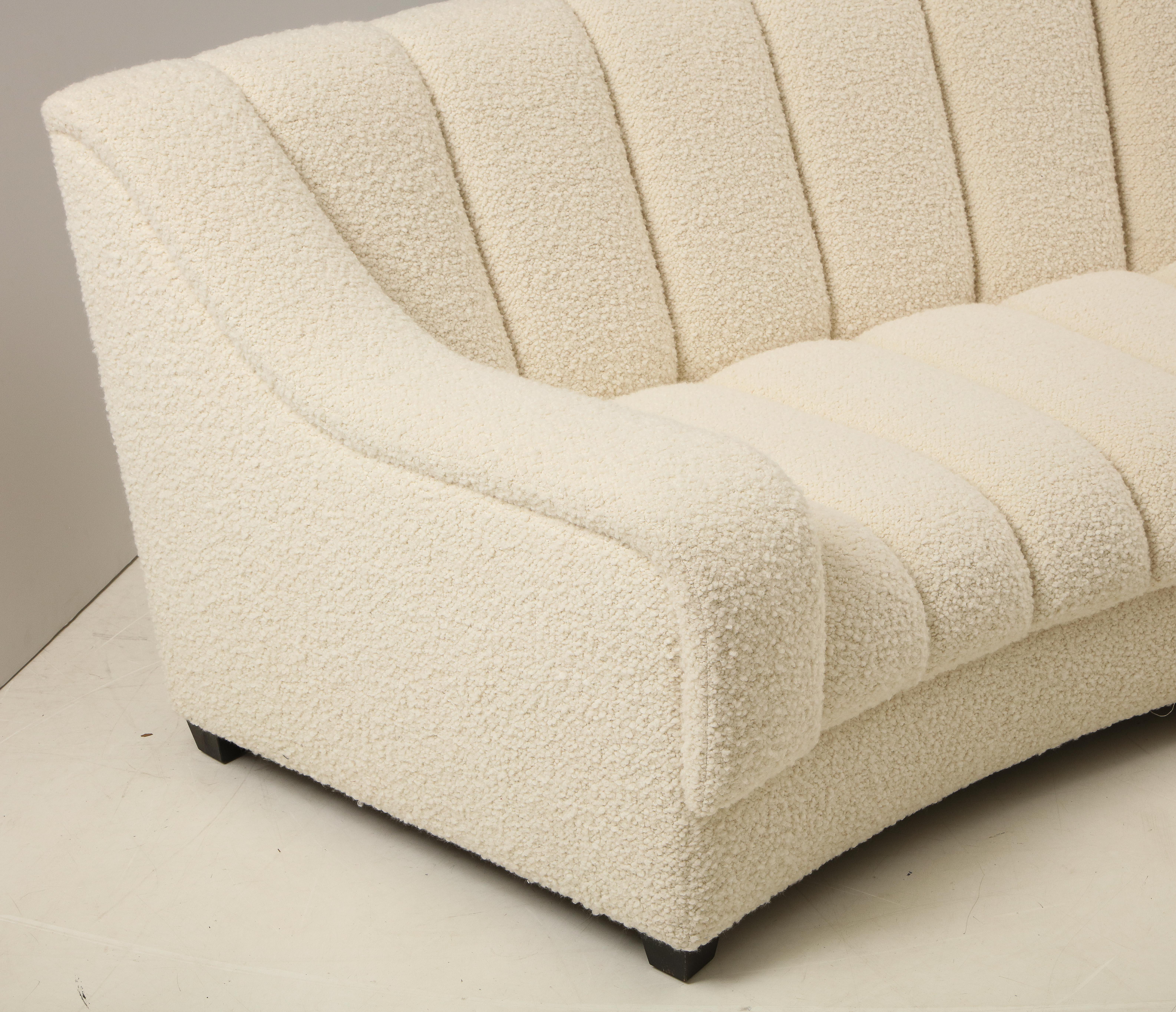 Segmented Curved Sofa in the Style of De Sede in Ivory Boucle, Italy 8