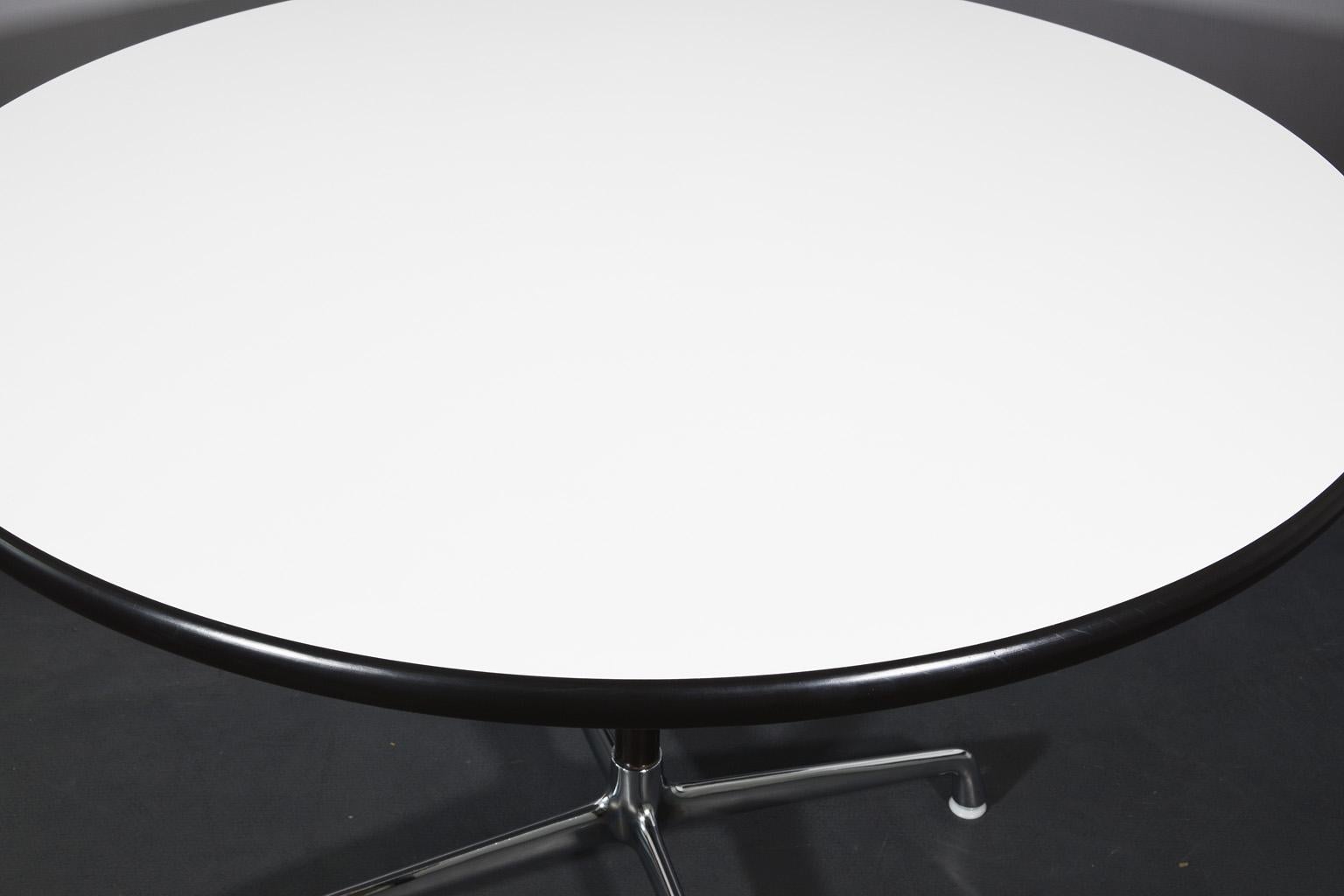 Segmented Table Aluminium by Charles & Ray Eames for Hermann Miller, 1980s In Good Condition In Nürnberg, Bavaria