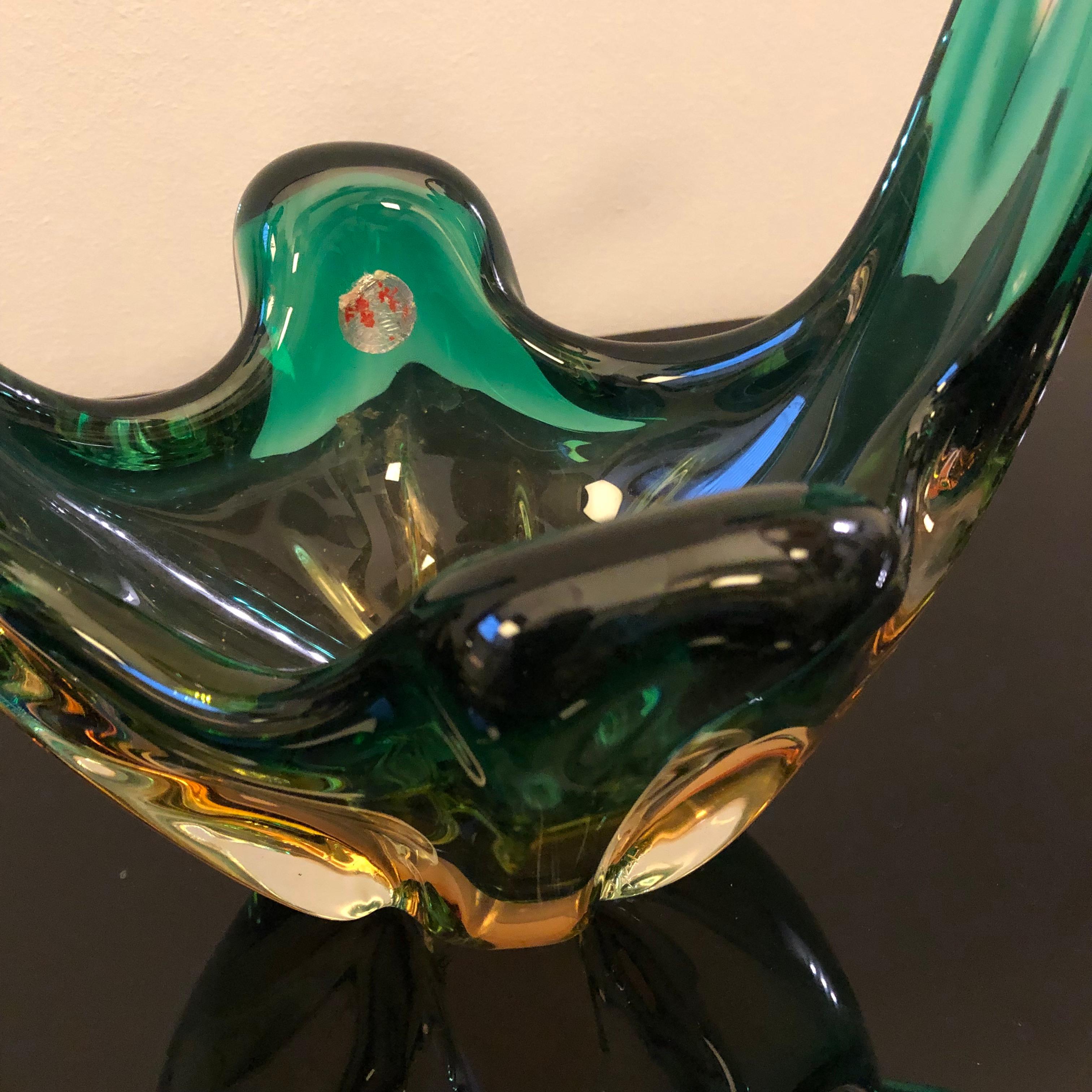 1960s Seguso Sommerso Green and Brown Murano Glass Centerpiece In Good Condition For Sale In Aci Castello, IT
