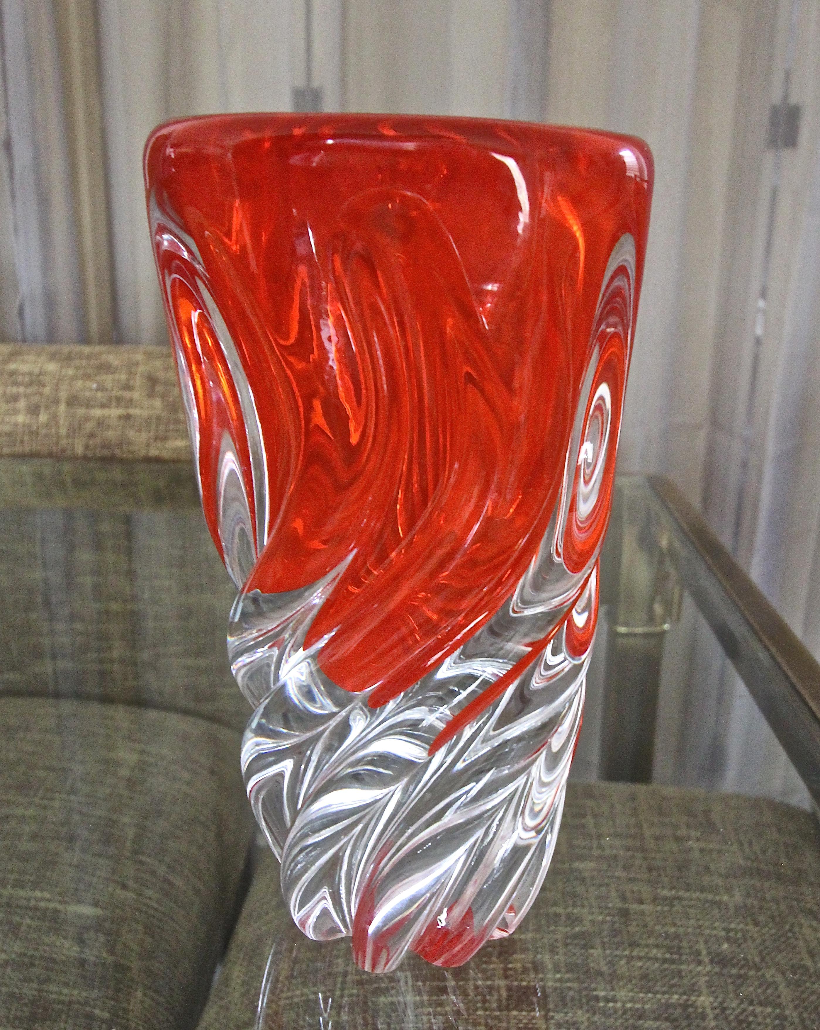 Seguso Blood Orange Twisted Glass Murano Vase For Sale 3