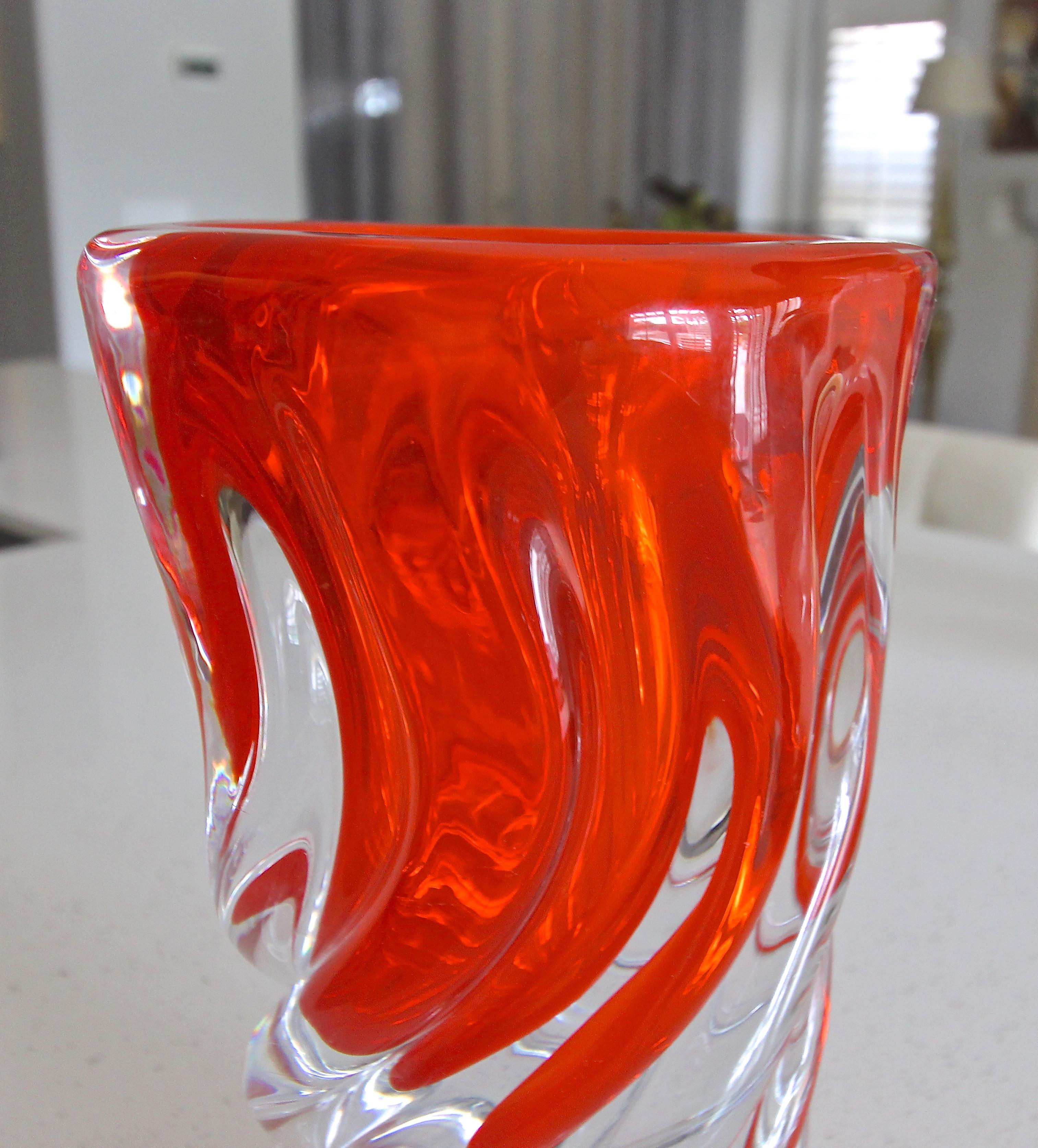 Italian Seguso Blood Orange Twisted Glass Murano Vase For Sale