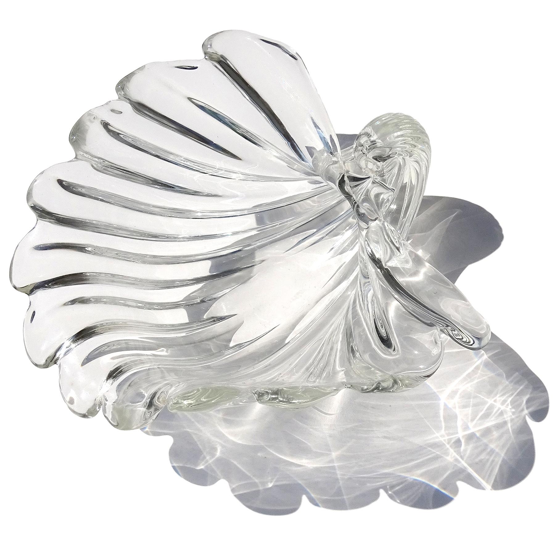 Seguso Cartier Signed Murano Clear Ribbed Surface Italian Art Glass Shell Bowl For Sale 1