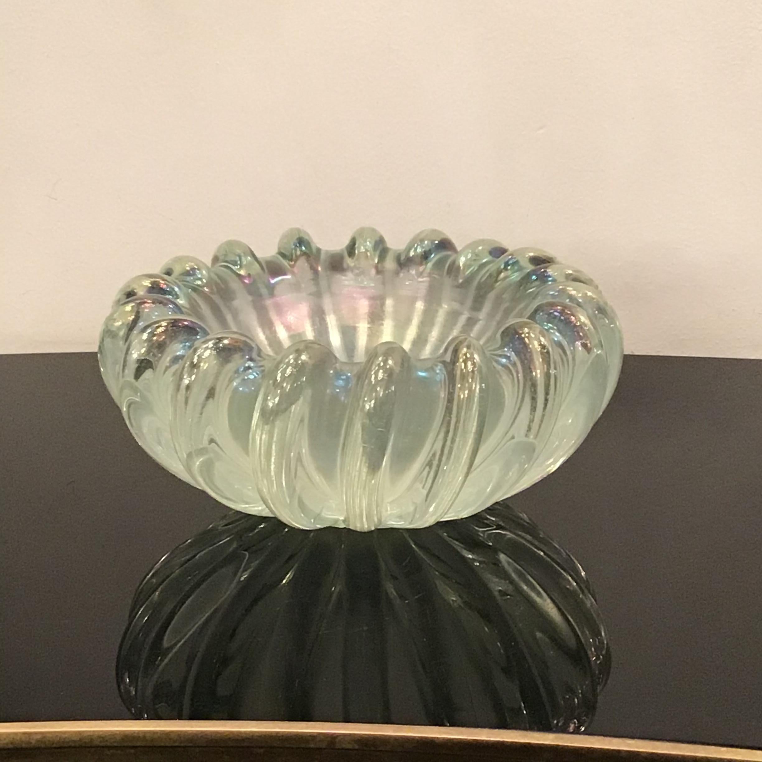 Seguso Centerpiece Murano Iridescent Glass, 1940, Italy  For Sale 7