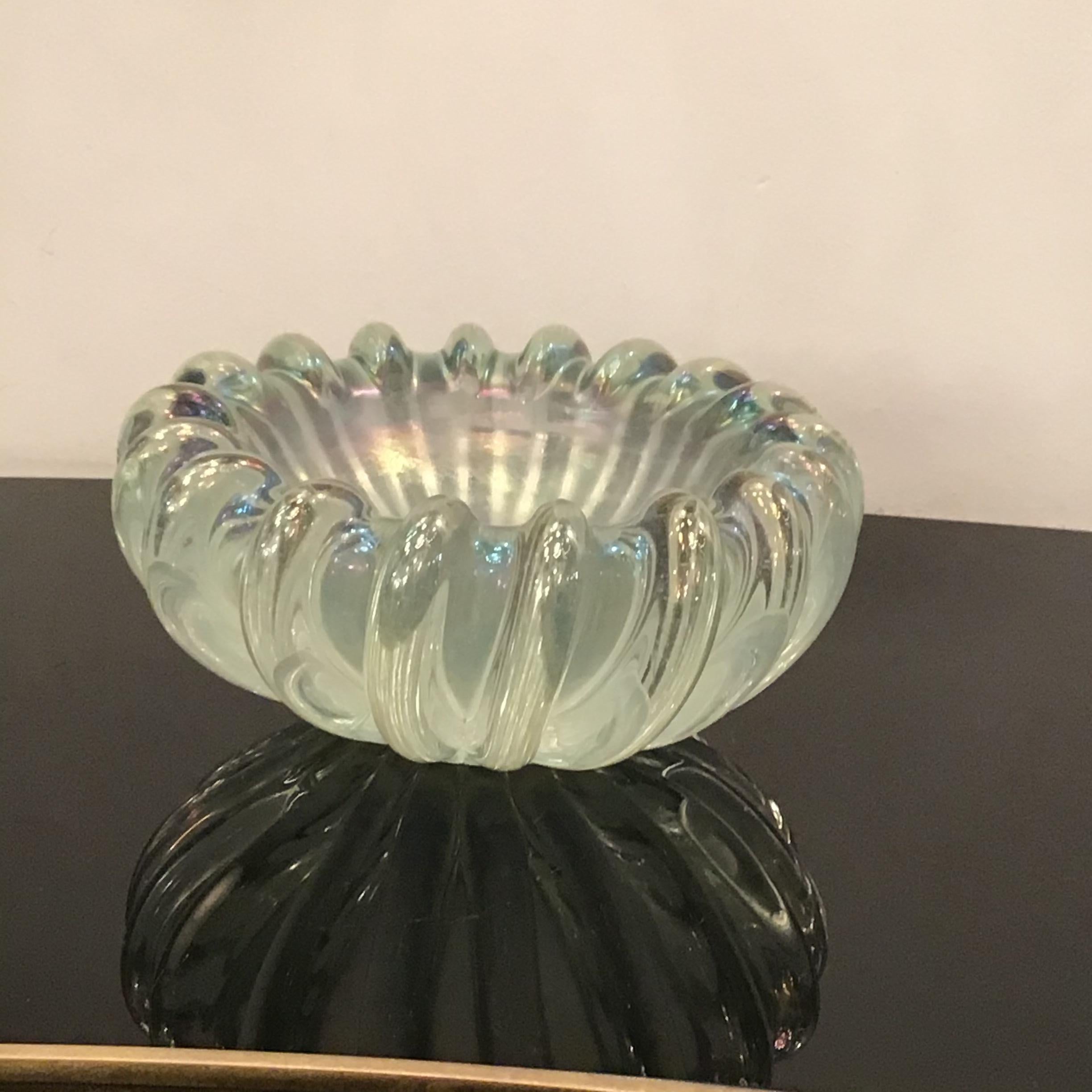 Seguso Centerpiece Murano Iridescent Glass, 1940, Italy  For Sale 9