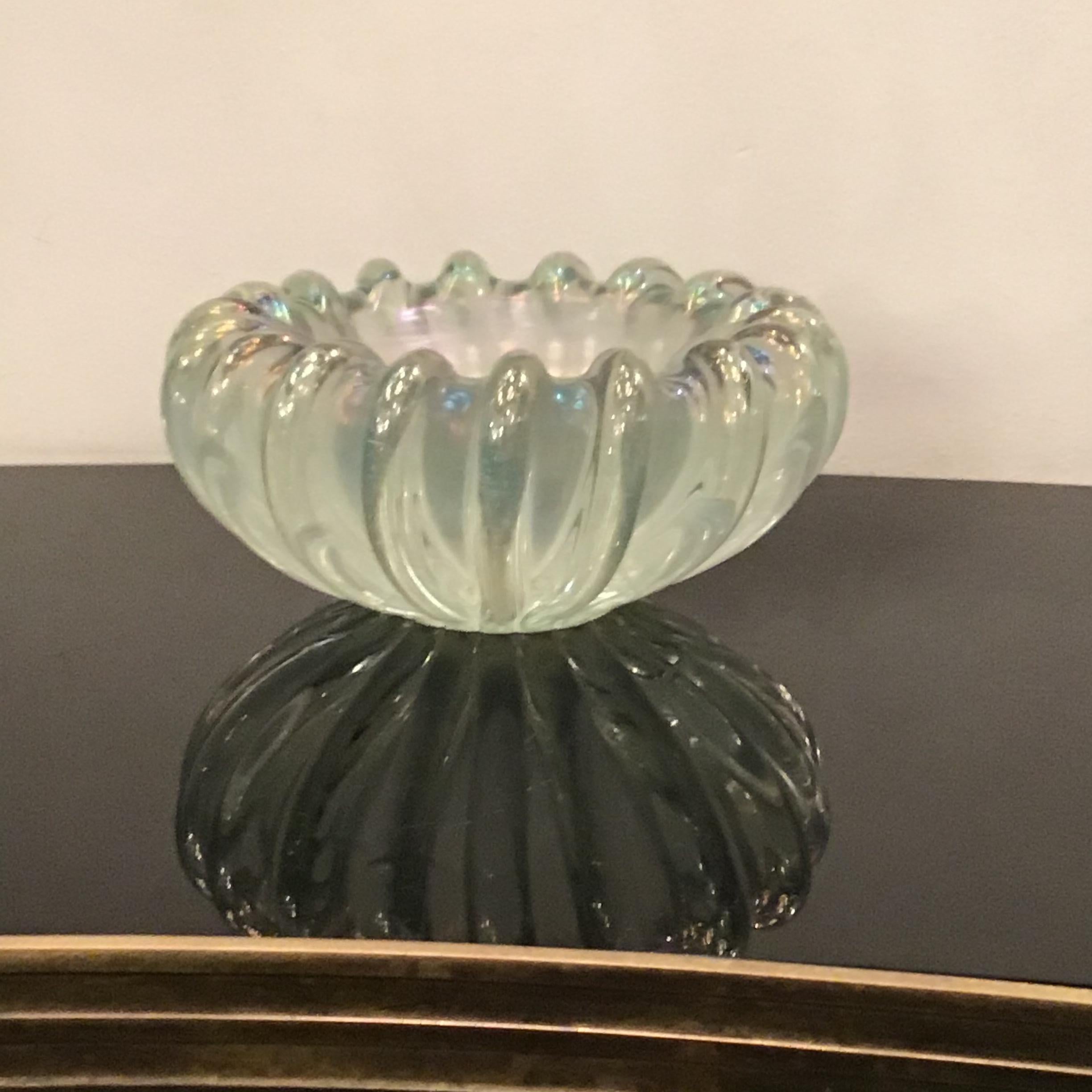 Seguso Centerpiece Murano Iridescent Glass, 1940, Italy  For Sale 11