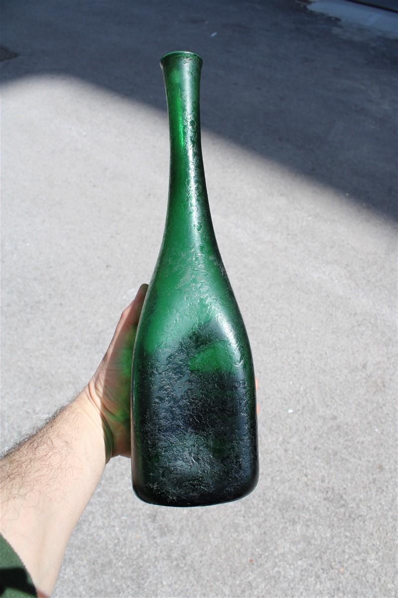 Seguso Corroded Cobalt Green Vase in the Shape of a Bottle, 1960s For Sale 1