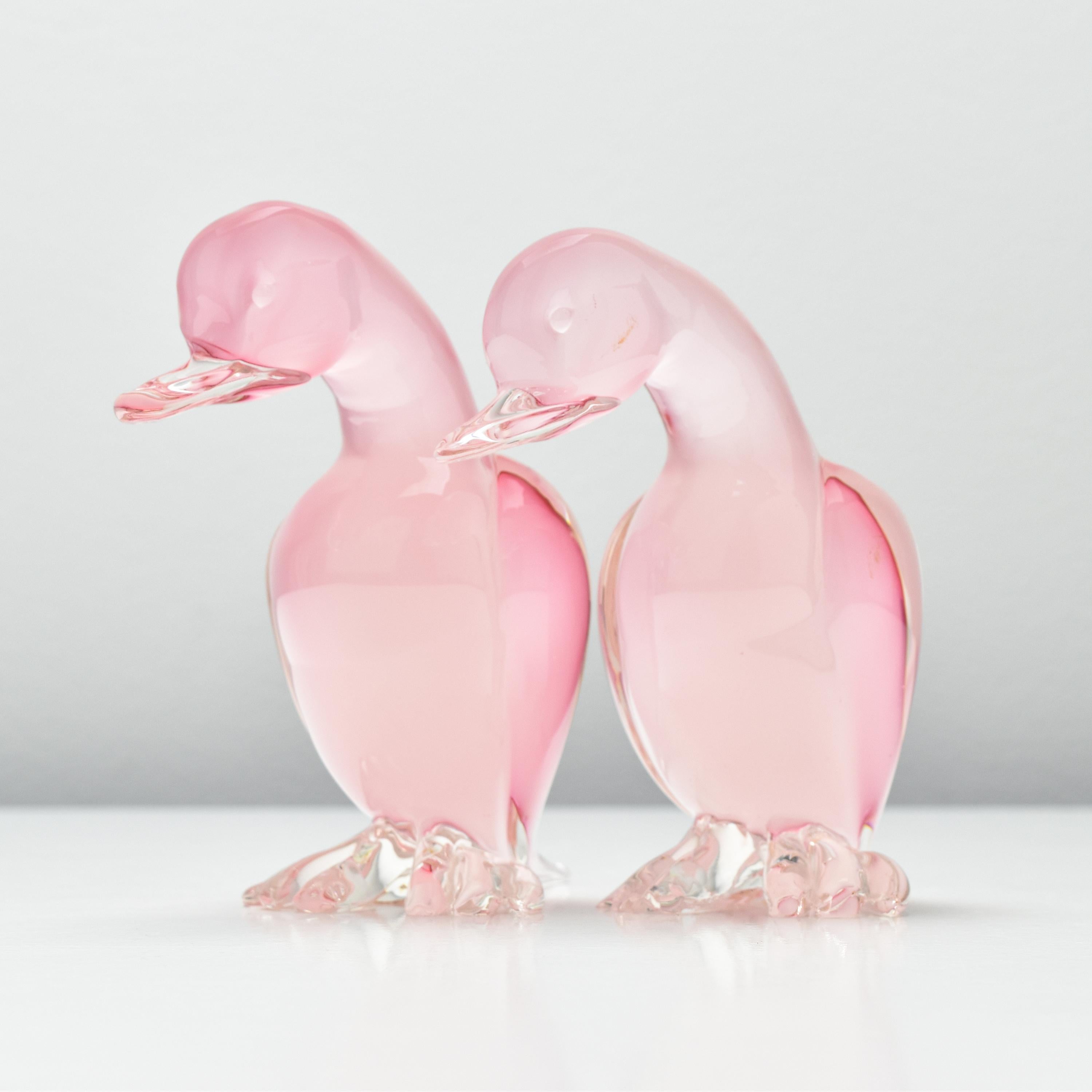 Mid-Century Modern Seguso Duck Loving Couple Figurines Pink Alabastro Murano Studio Art Glass For Sale