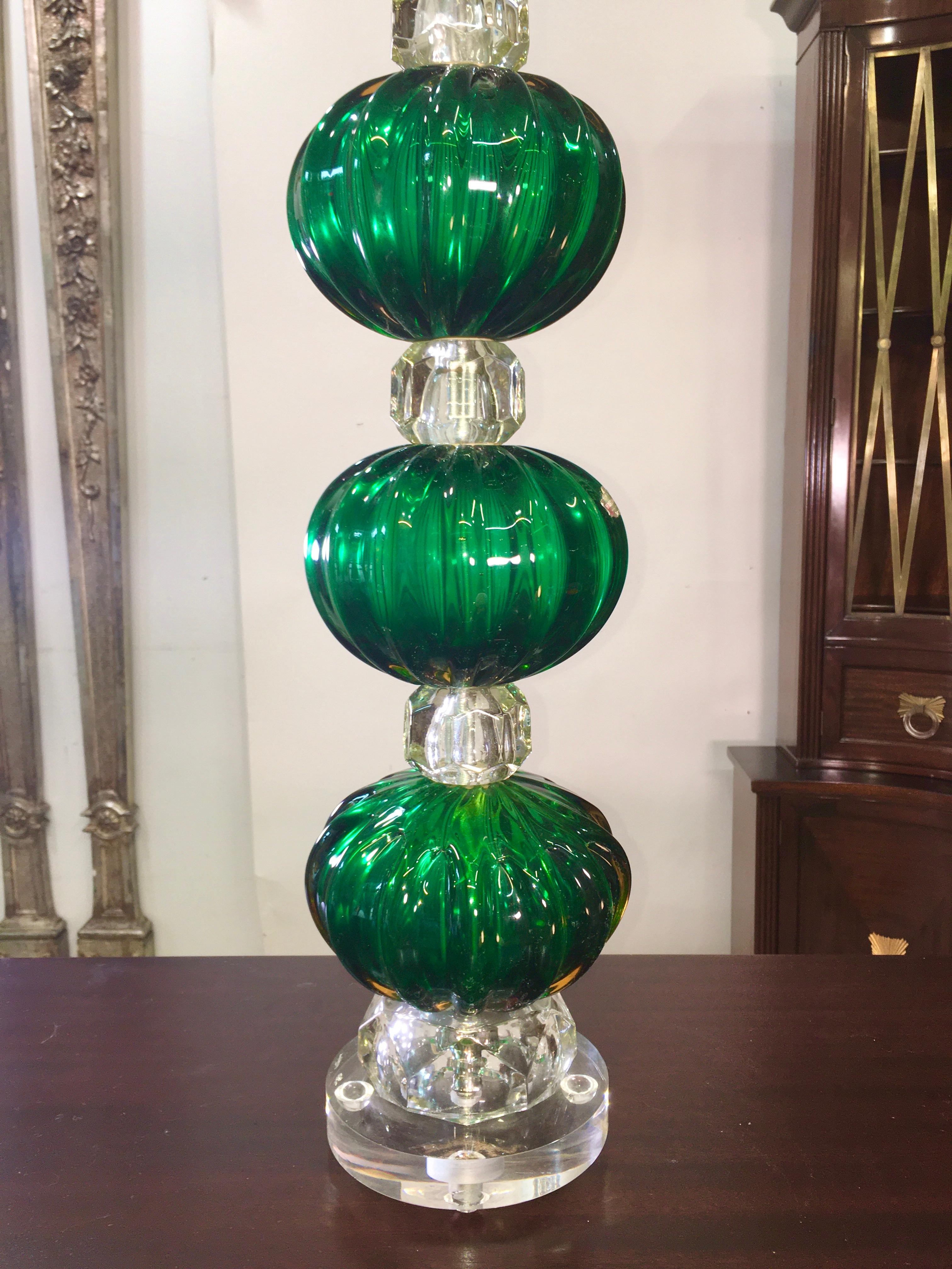 Mid-20th Century Seguso Murano Emerald Green Glass Stacked Ball Lamp