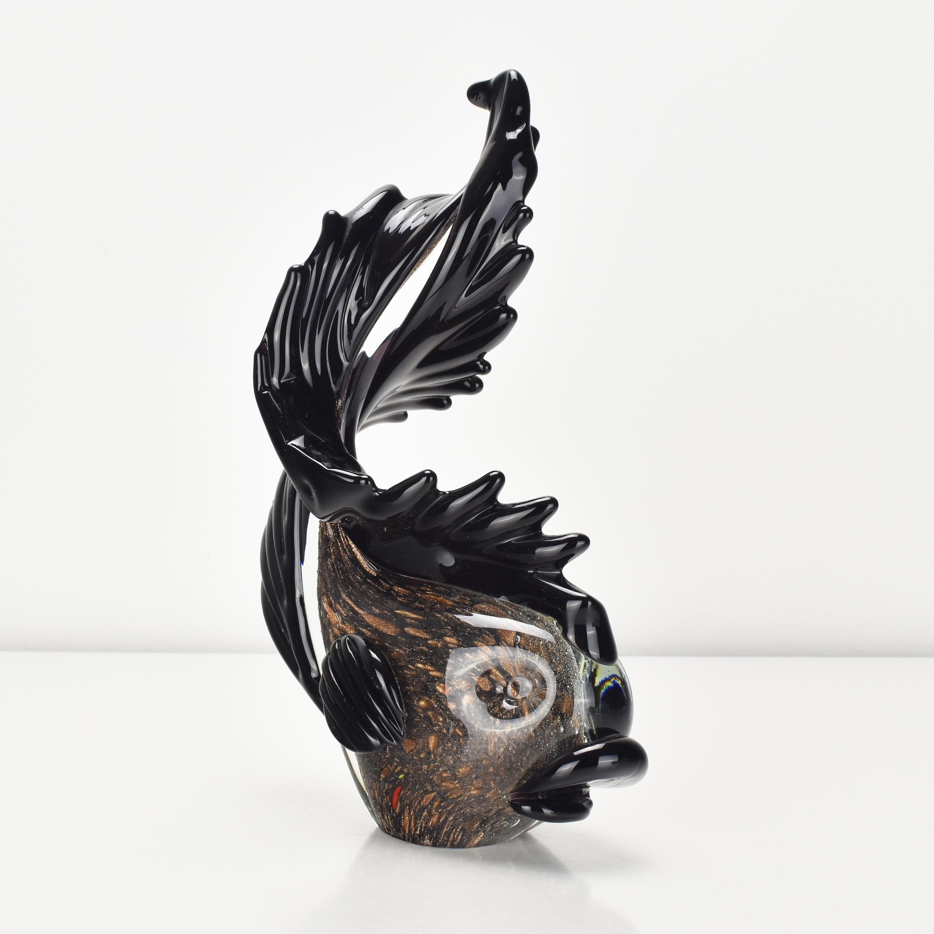 Mid-Century Modern Seguso Fish Figurine Copper / Rose Gold Flecks Sommerso Art Glass Moray Eel For Sale