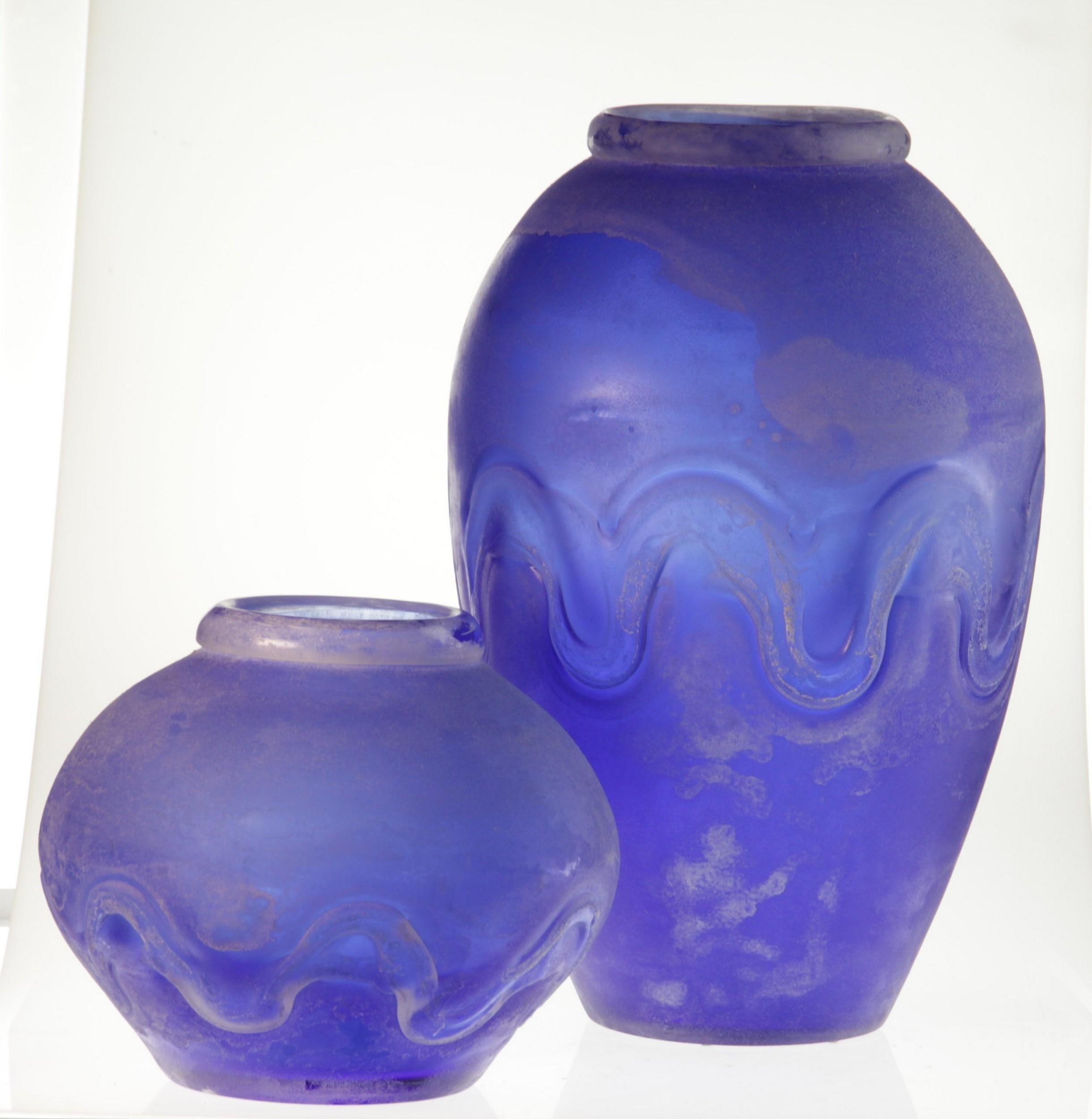 Seguso for Bisazza Pair Cobalt Scavo Corroso Murano Glass Vase 1993 Signed 5