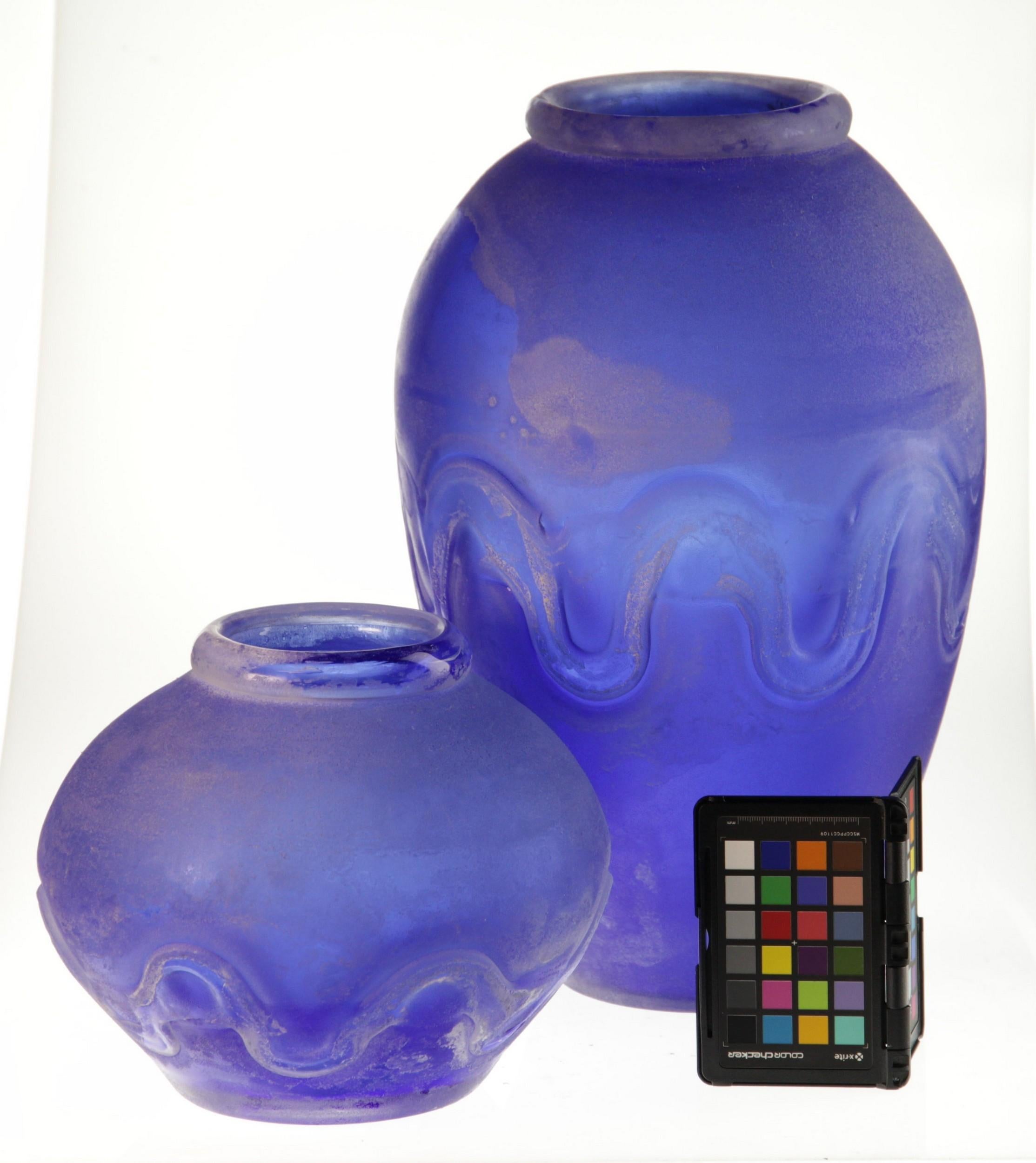 Seguso for Bisazza Pair Cobalt Scavo Corroso Murano Glass Vase 1993 Signed 12