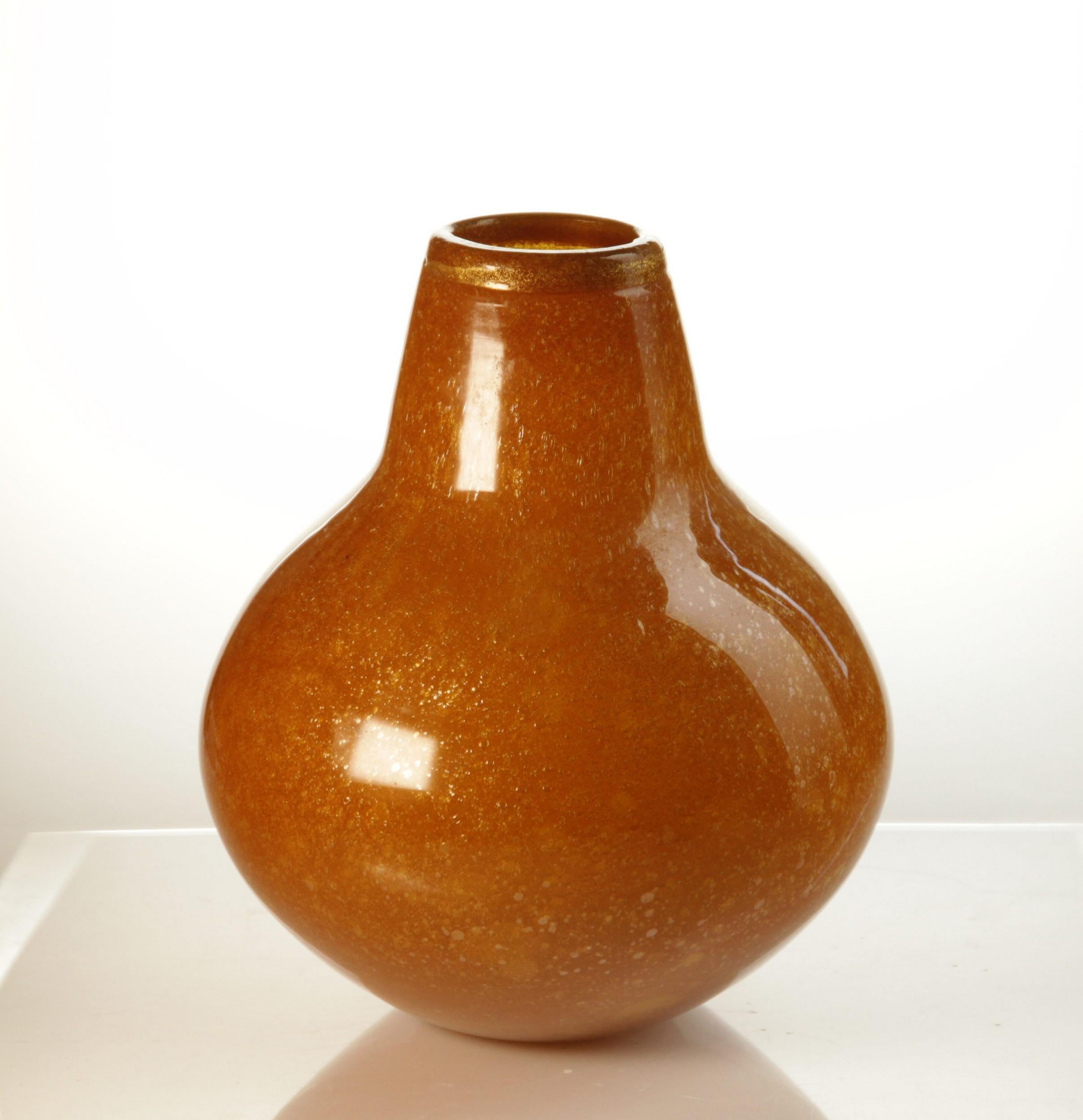Seguso for Bisazza Pair Mustard Murano Pulegoso Vase Gold Rim, 1993 Signed For Sale 8