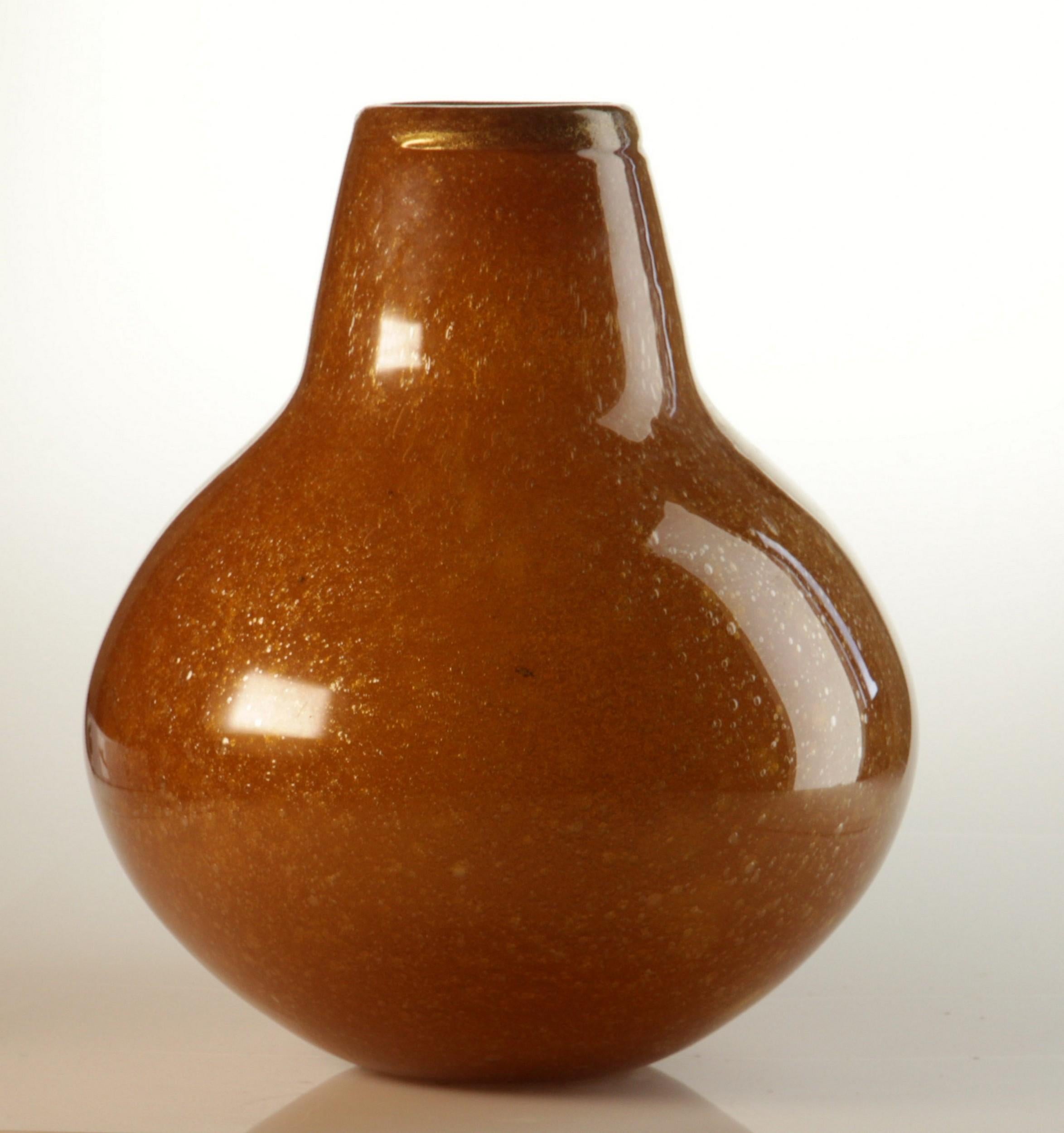 Art Glass Seguso for Bisazza Pair Mustard Murano Pulegoso Vase Gold Rim, 1993 Signed For Sale