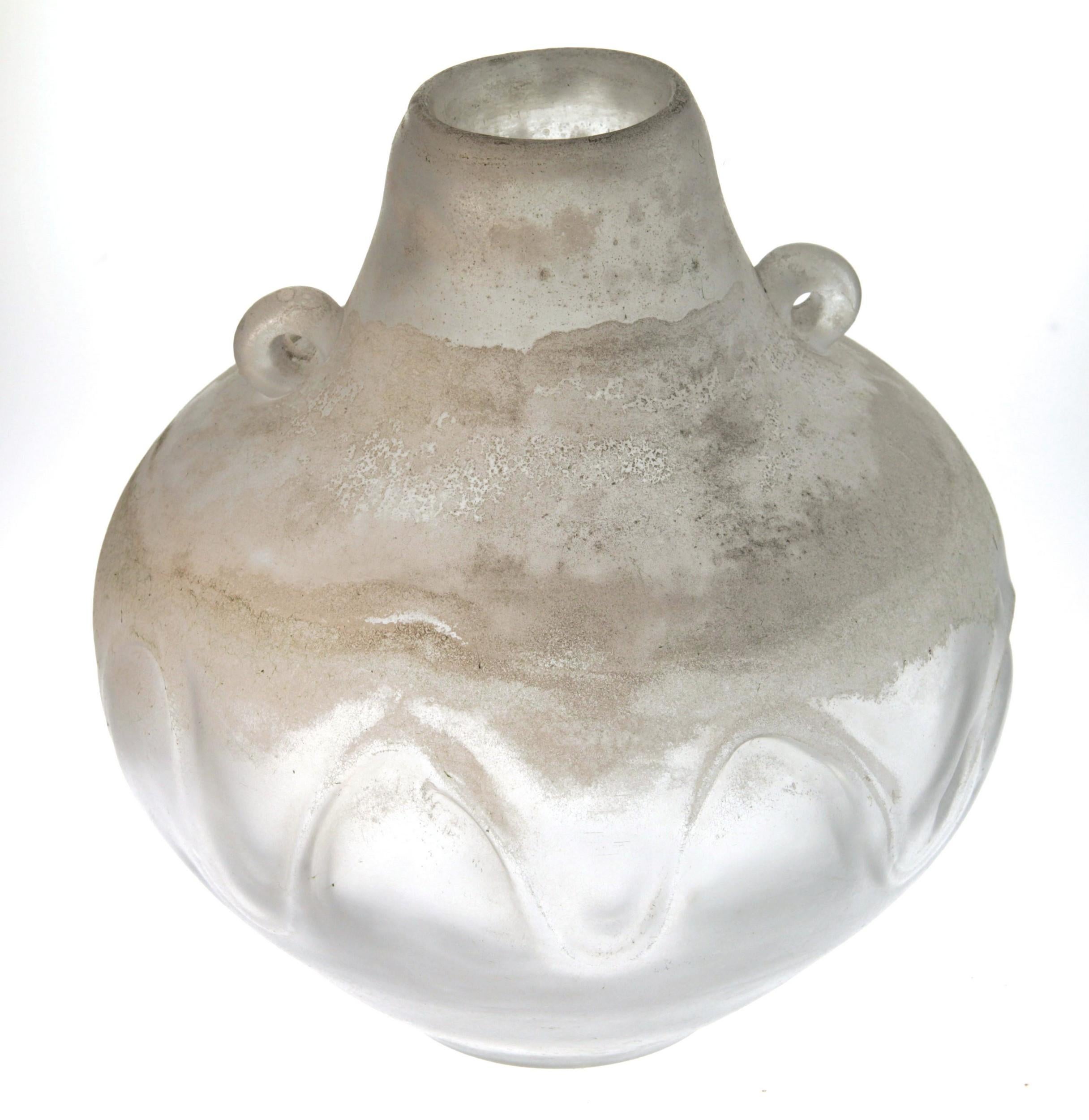 Seguso for Bisazza White Scavo Corroso Murano Glass Vase 1993 Signed For Sale 4
