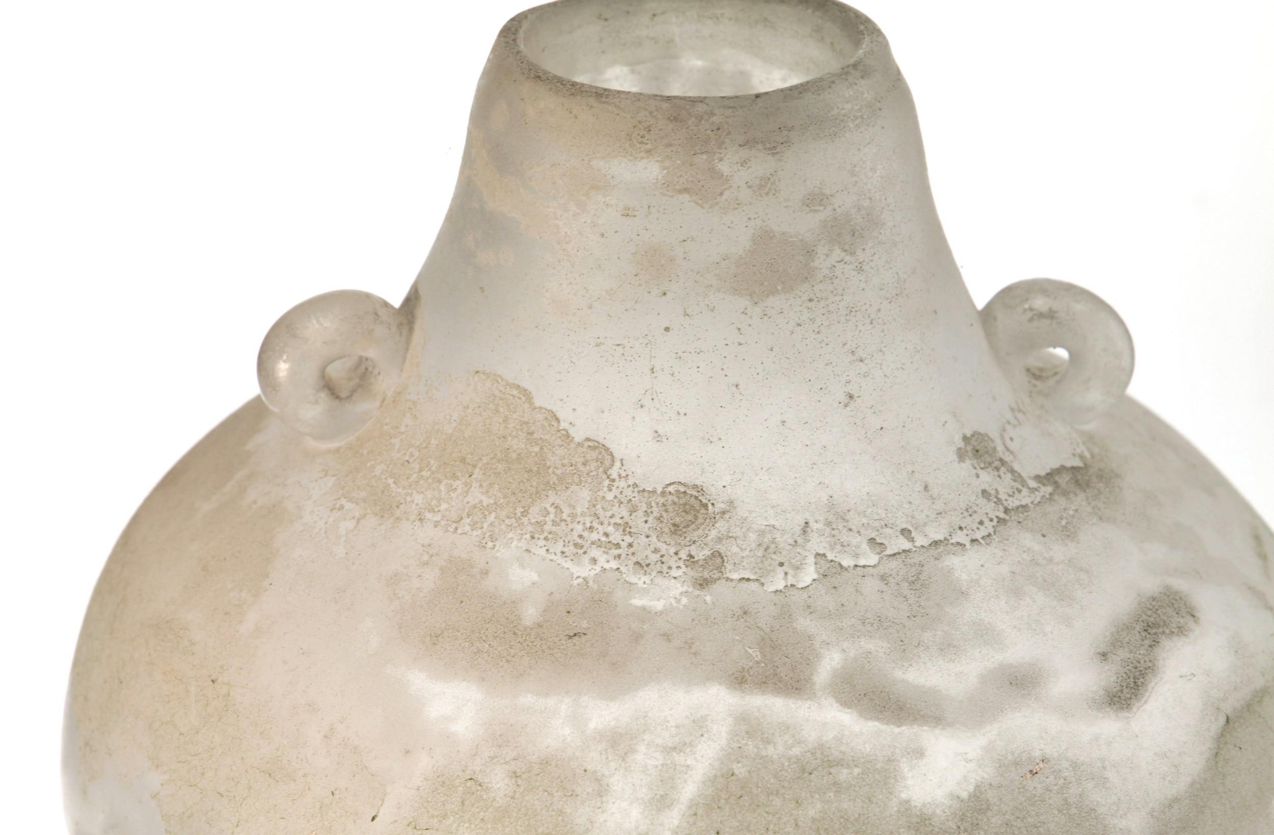 Seguso for Bisazza White Scavo Corroso Murano Glass Vase 1993 Signed For Sale 9